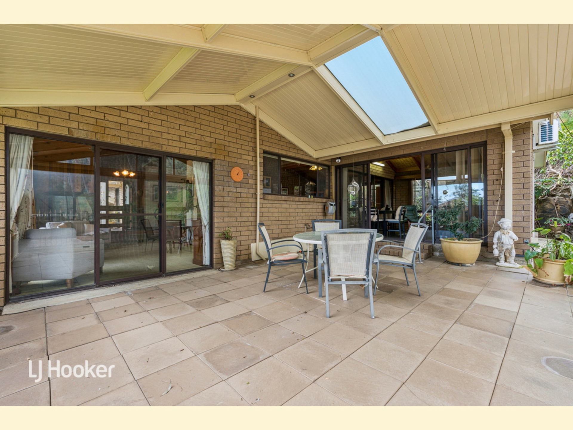 11 Windarra Avenue — photo 12 of 28