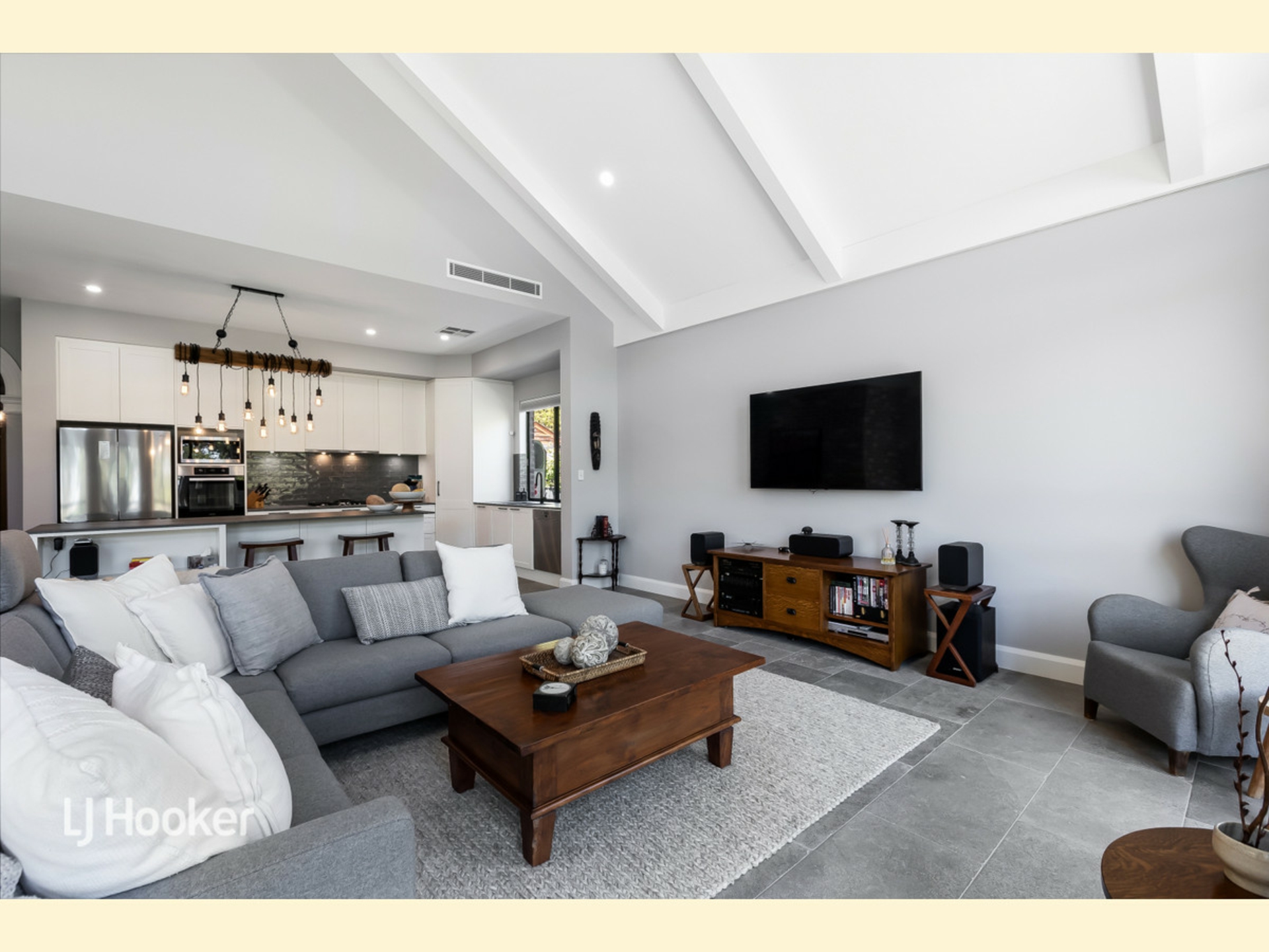 7 Oakleigh Avenue — photo 9 of 30