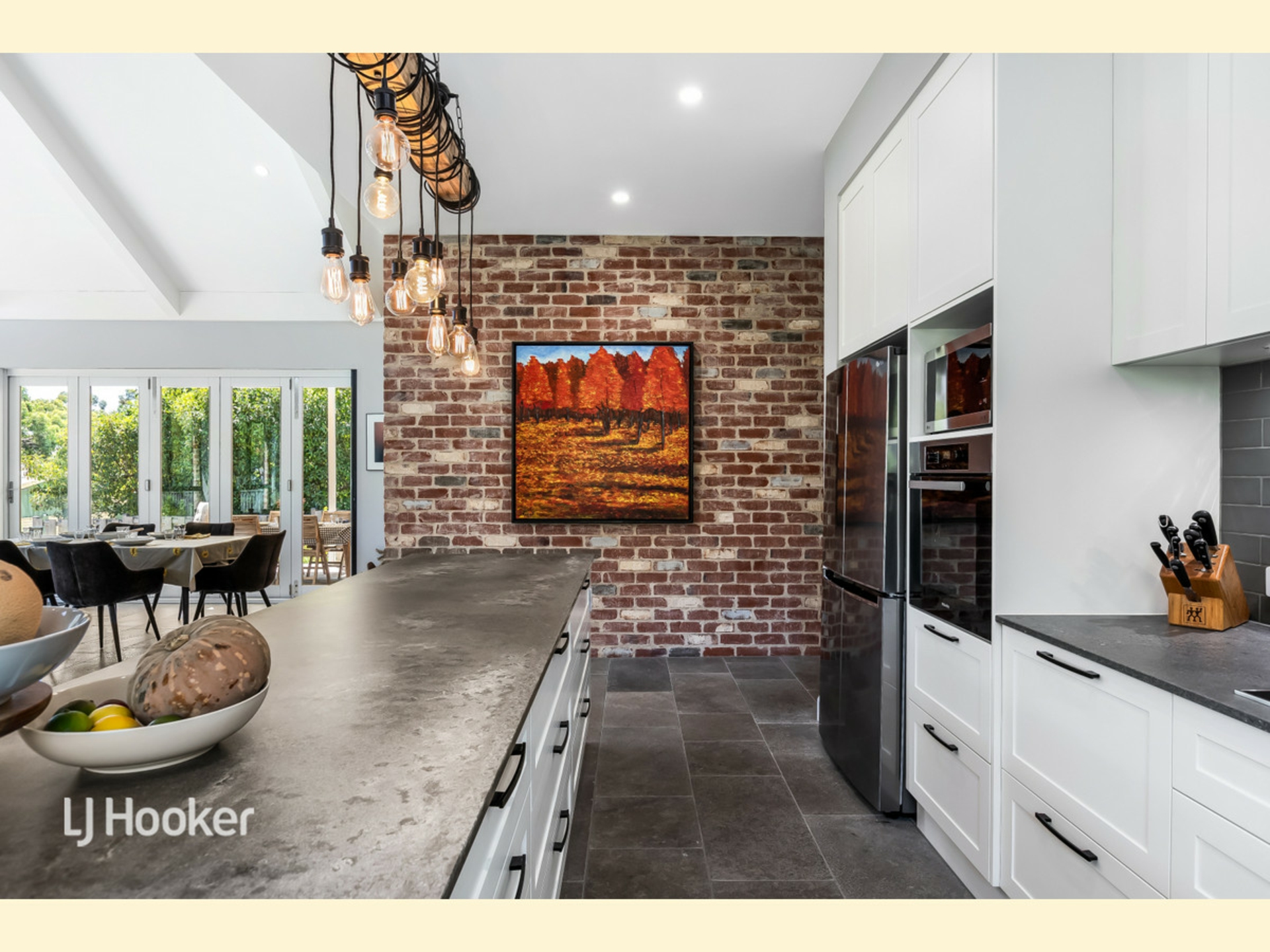 7 Oakleigh Avenue — photo 14 of 30