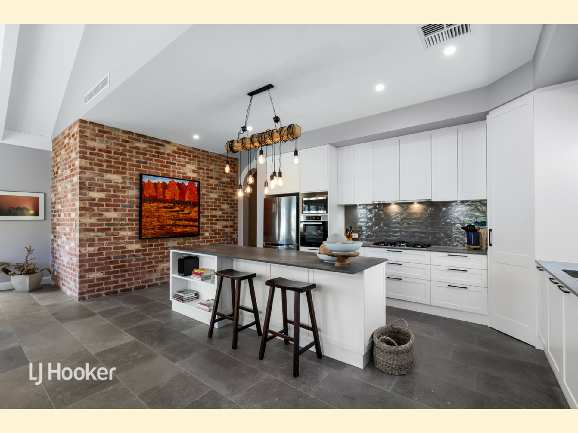 7 Oakleigh Avenue — photo 15 of 30