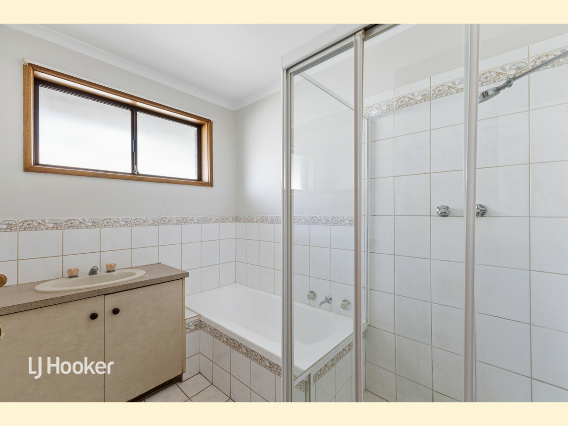 8 Vitana Court — photo 12 of 14