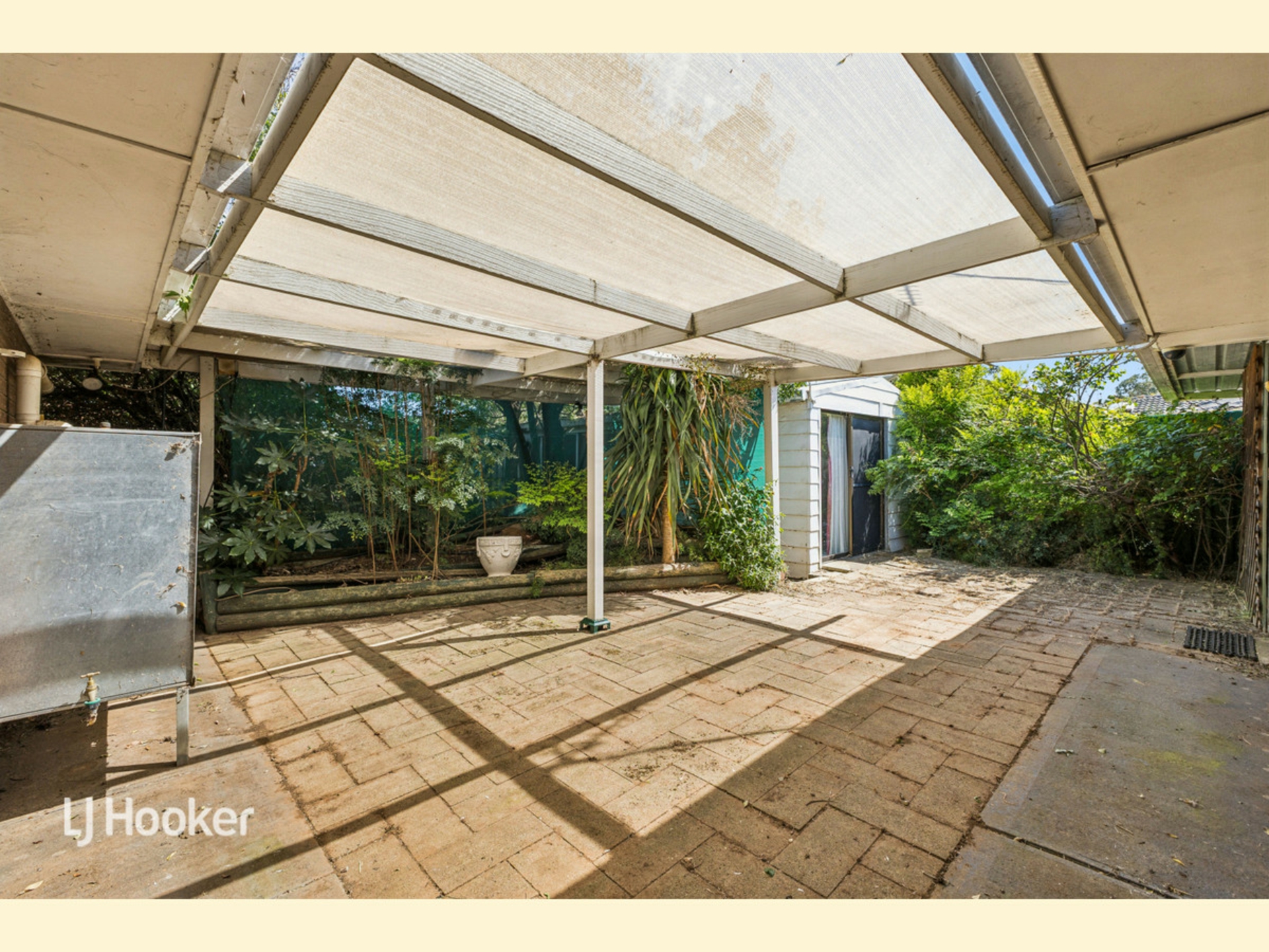 8 Vitana Court — photo 13 of 14