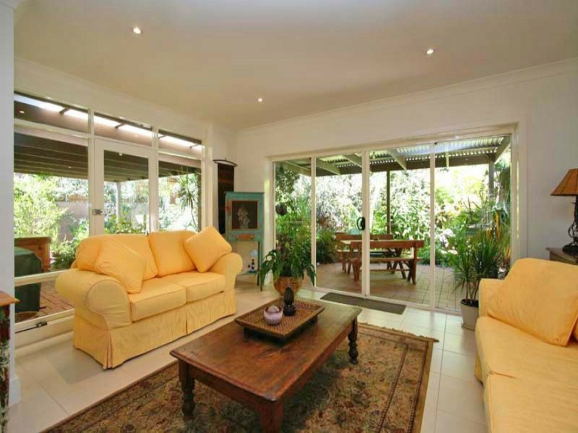 22 Gertrude Street — photo 2 of 9