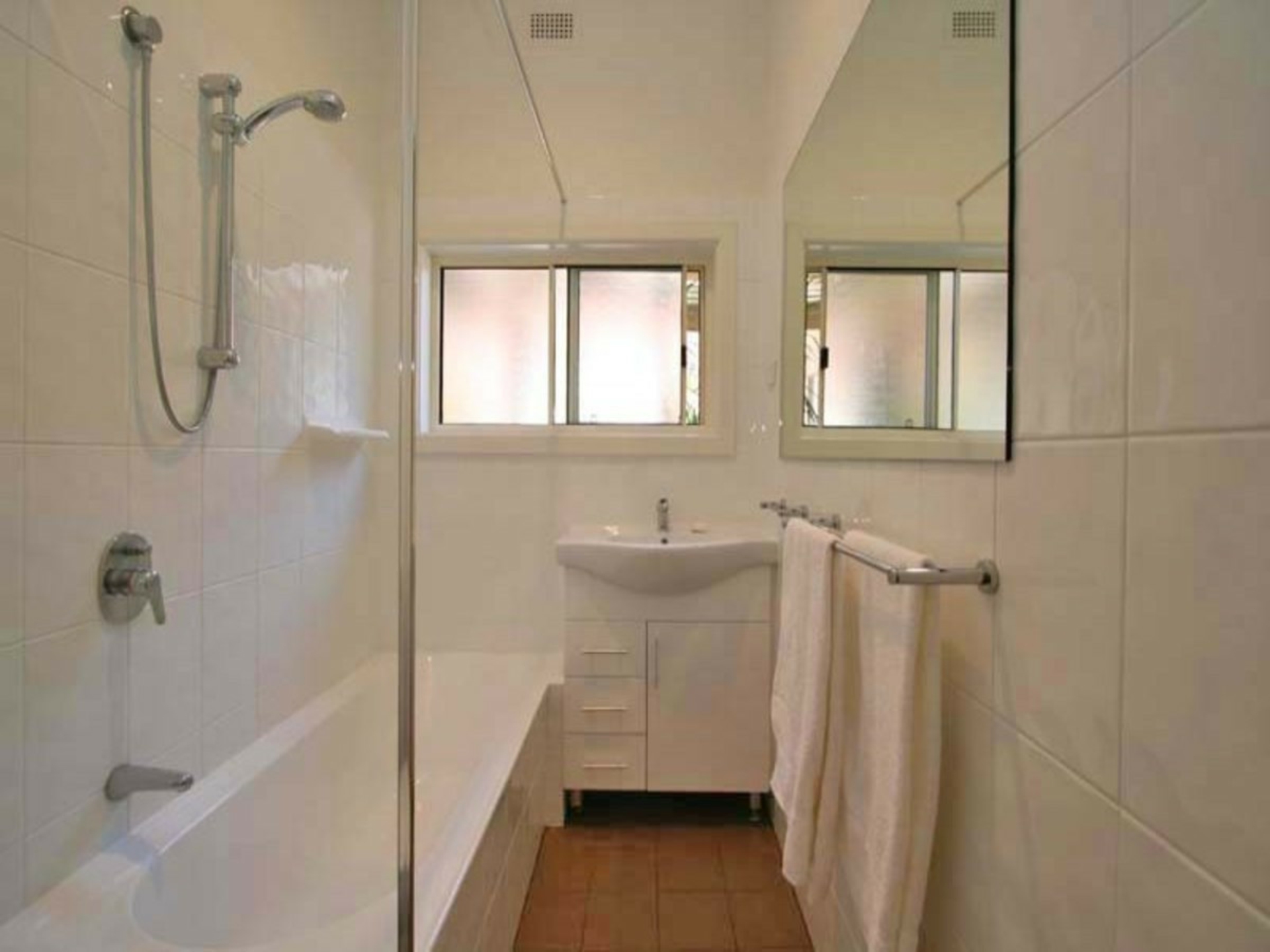 22 Gertrude Street — photo 5 of 9