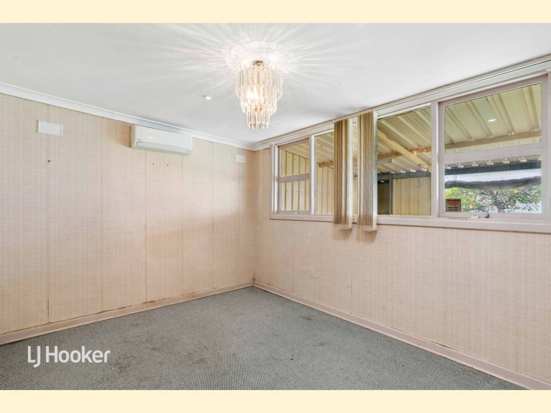 723 Marion Road — photo 8 of 10