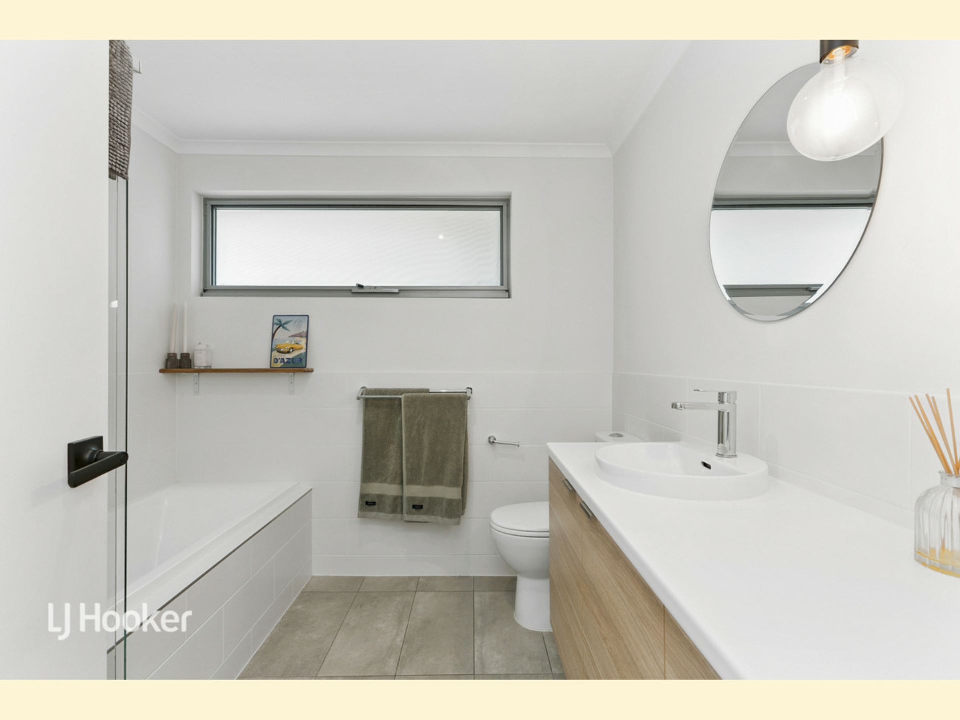 17A Surrey Road — photo 3 of 10
