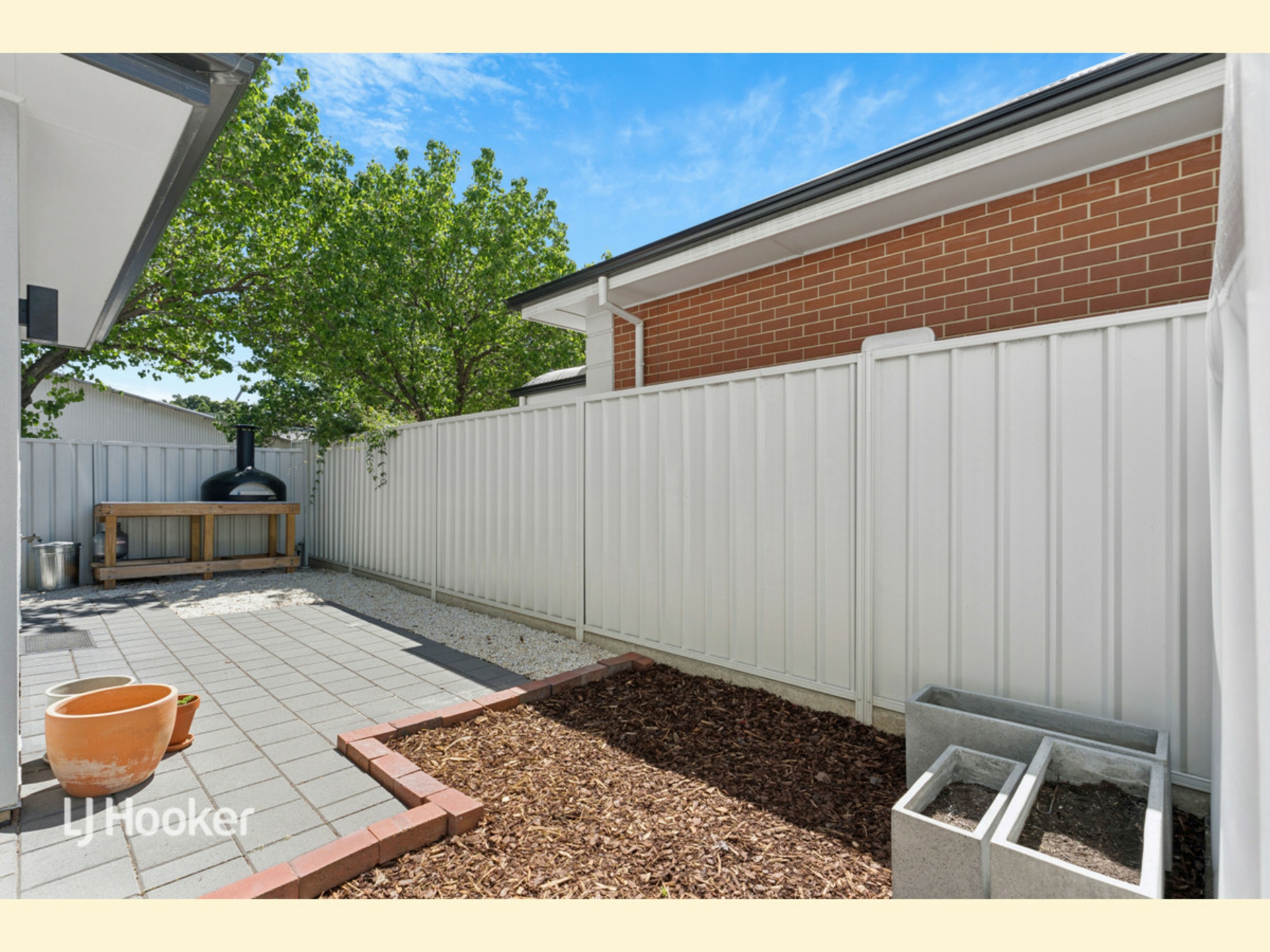 17A Surrey Road — photo 9 of 10
