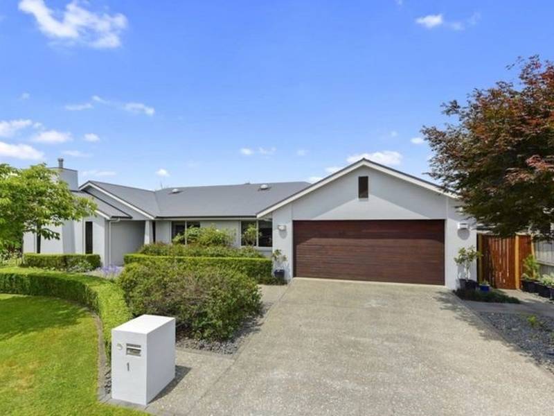 1 Acton Vale, ROTOTUNA