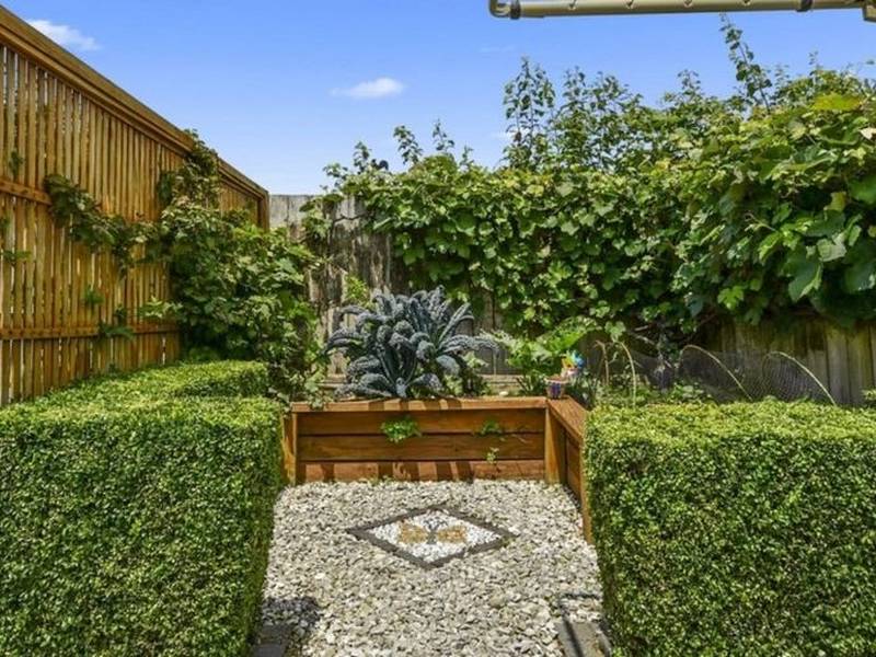 1 Acton Vale, ROTOTUNA