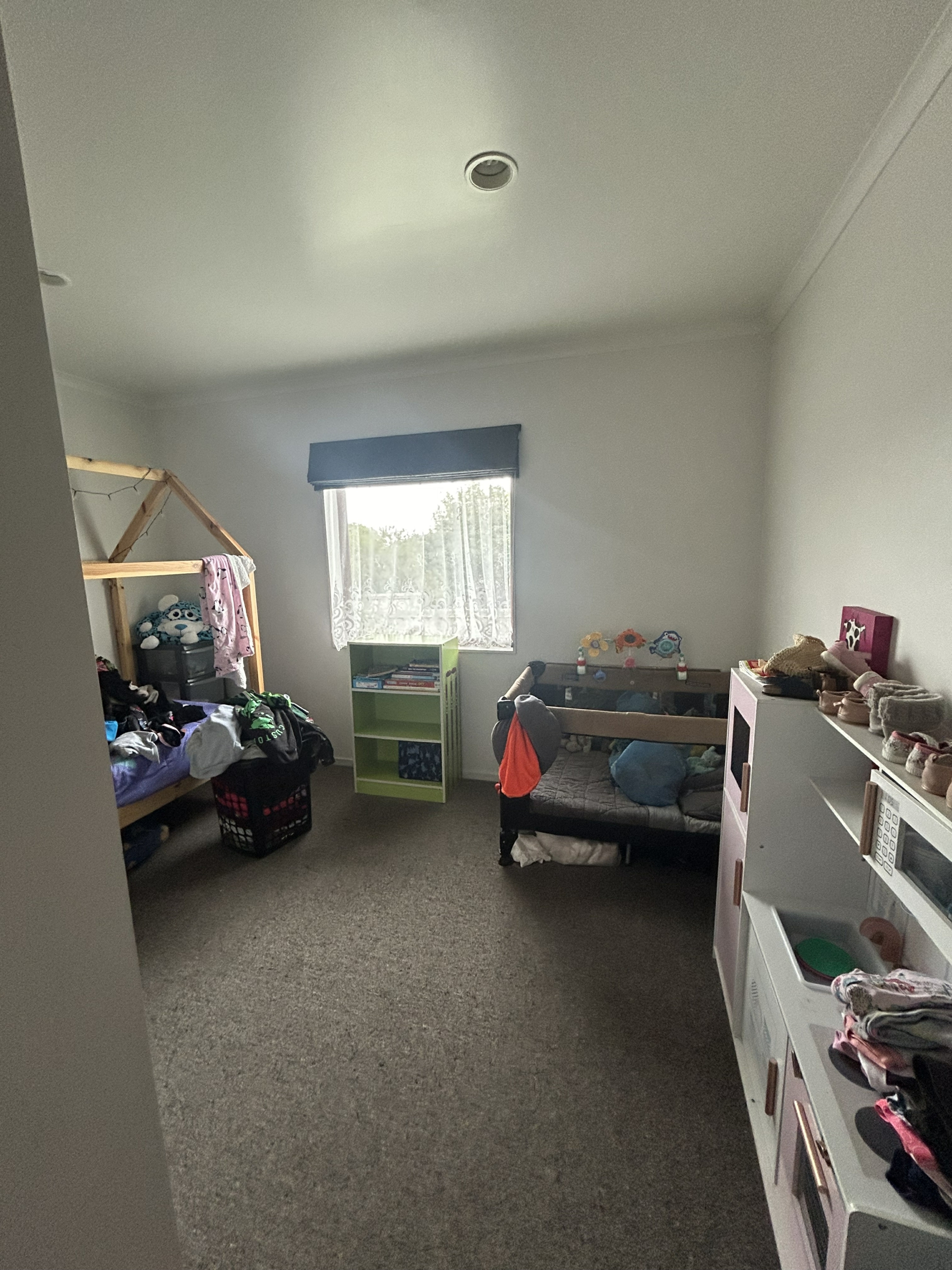 24A Roto Street, TE KAUWHATA