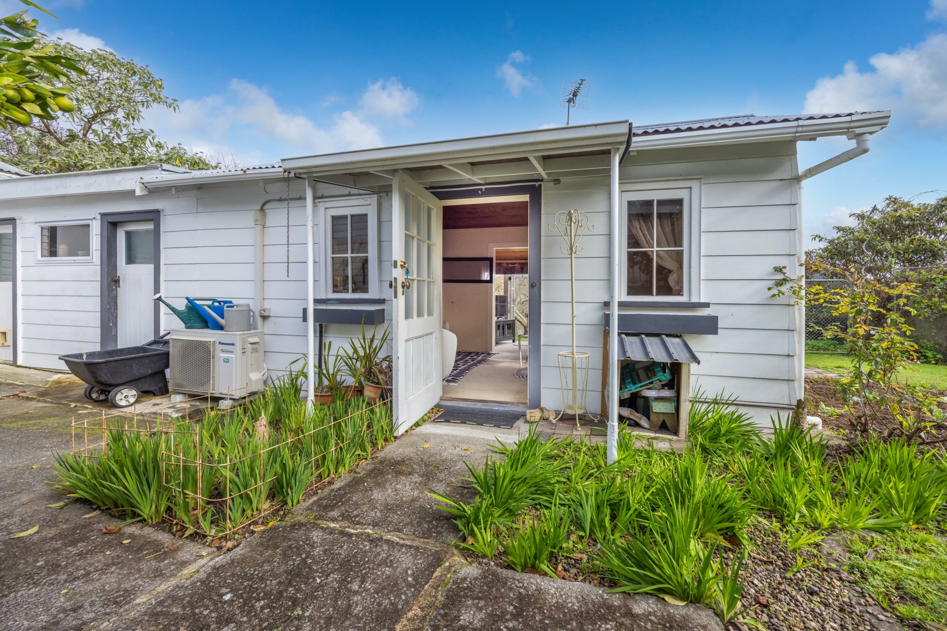64 Great South Road, TAUPIRI