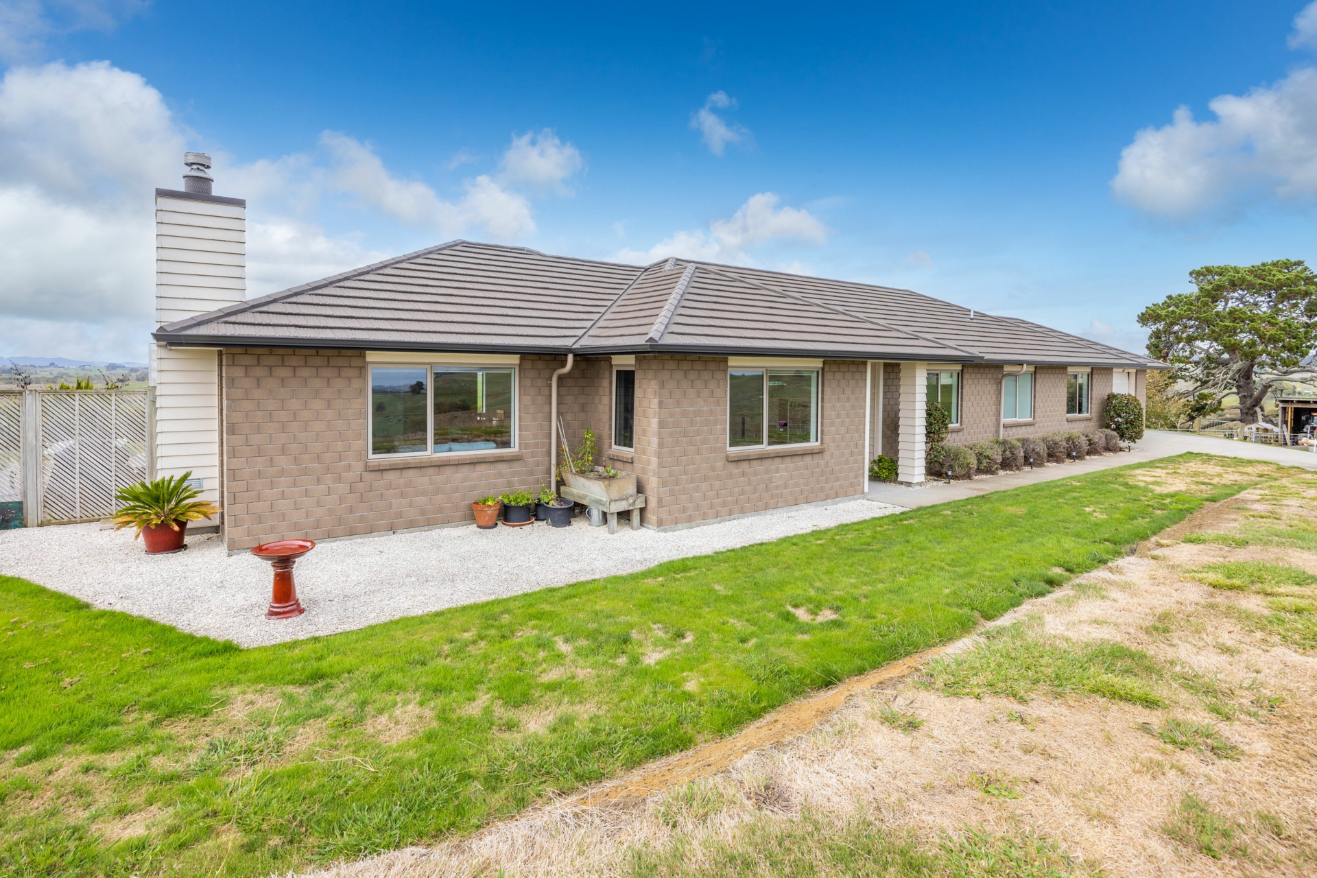 123 Slater Road, RUAWARO
