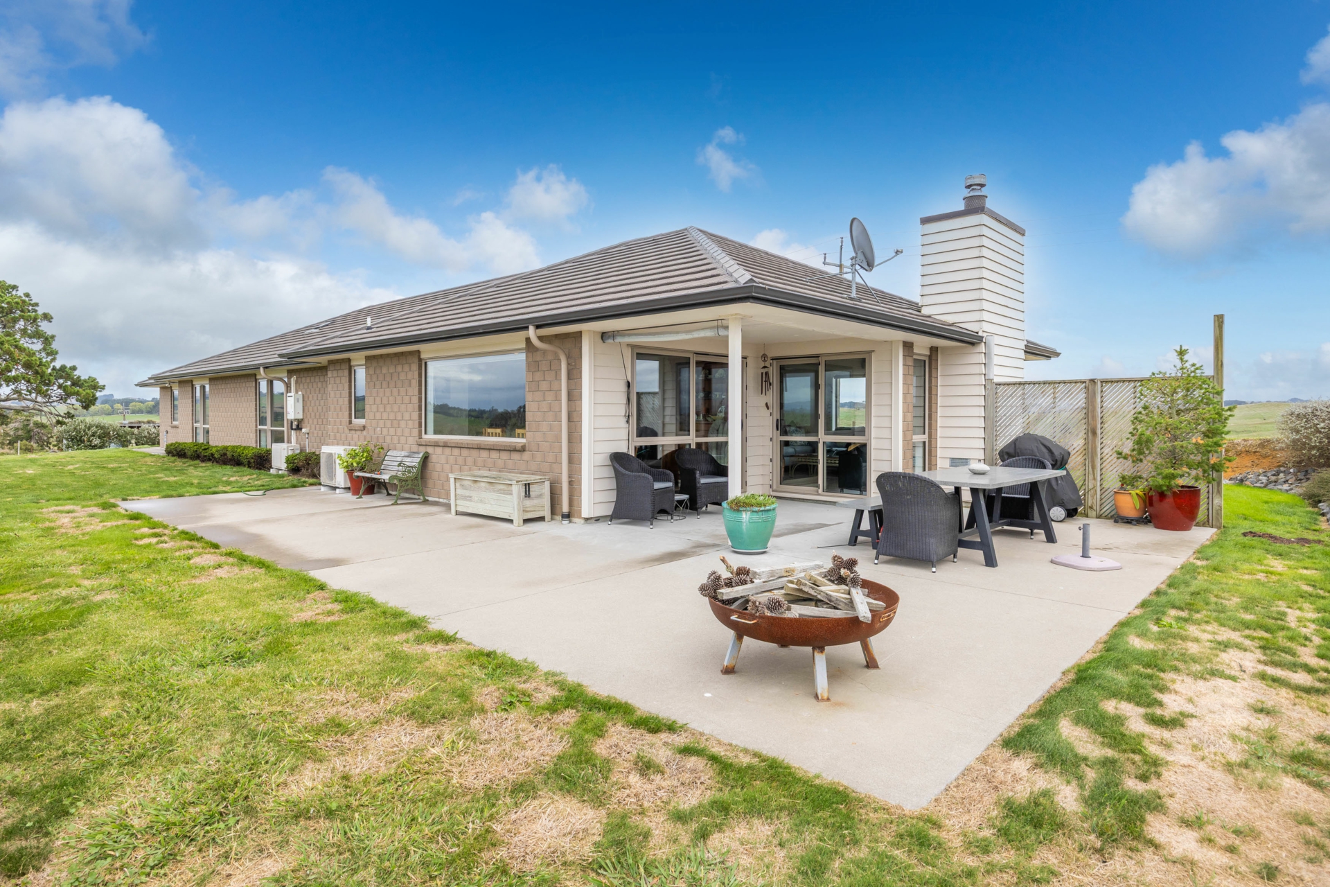 123 Slater Road, RUAWARO