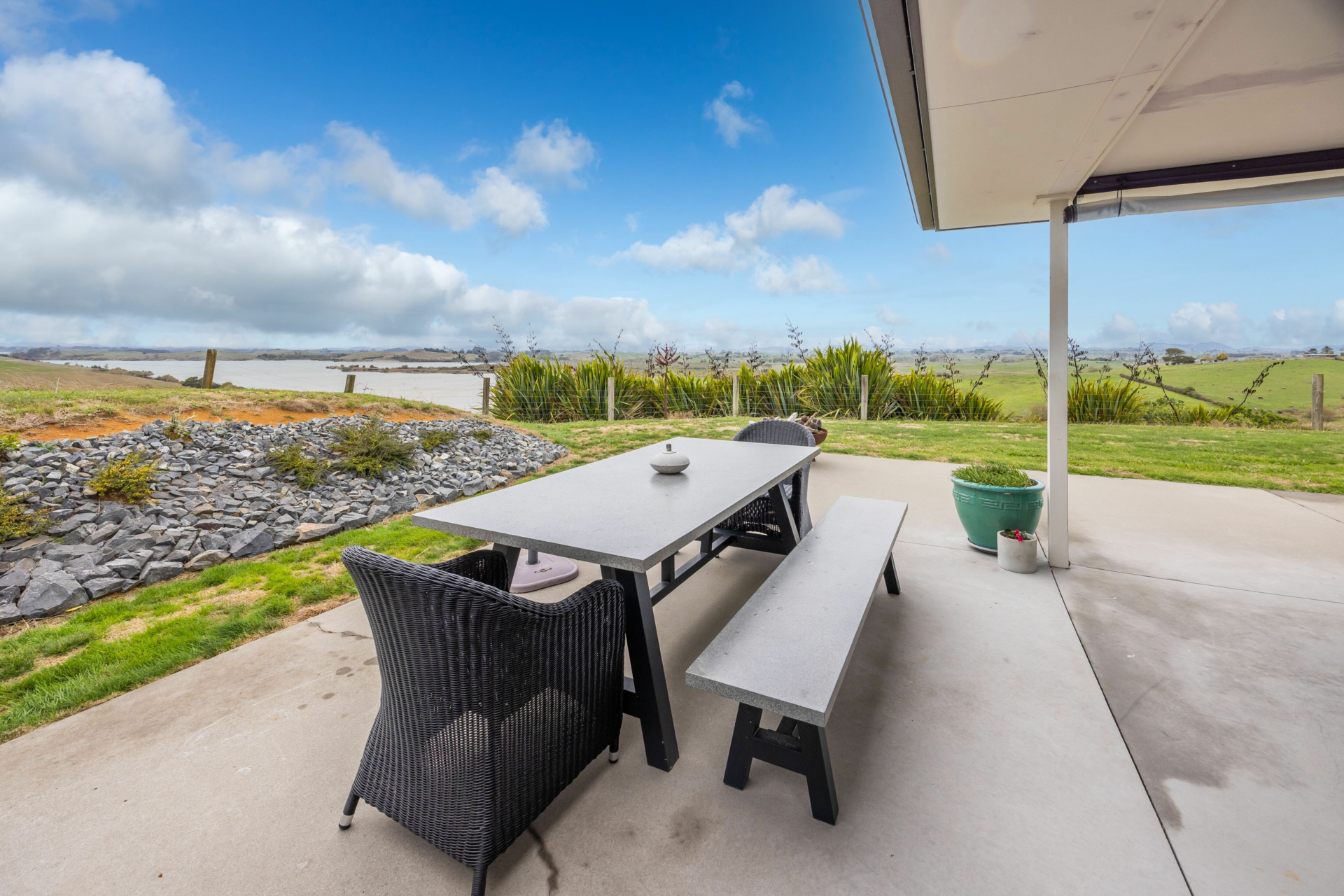 123 Slater Road, RUAWARO