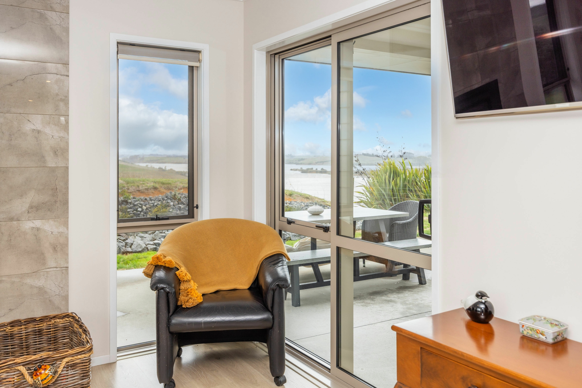 123 Slater Road, RUAWARO