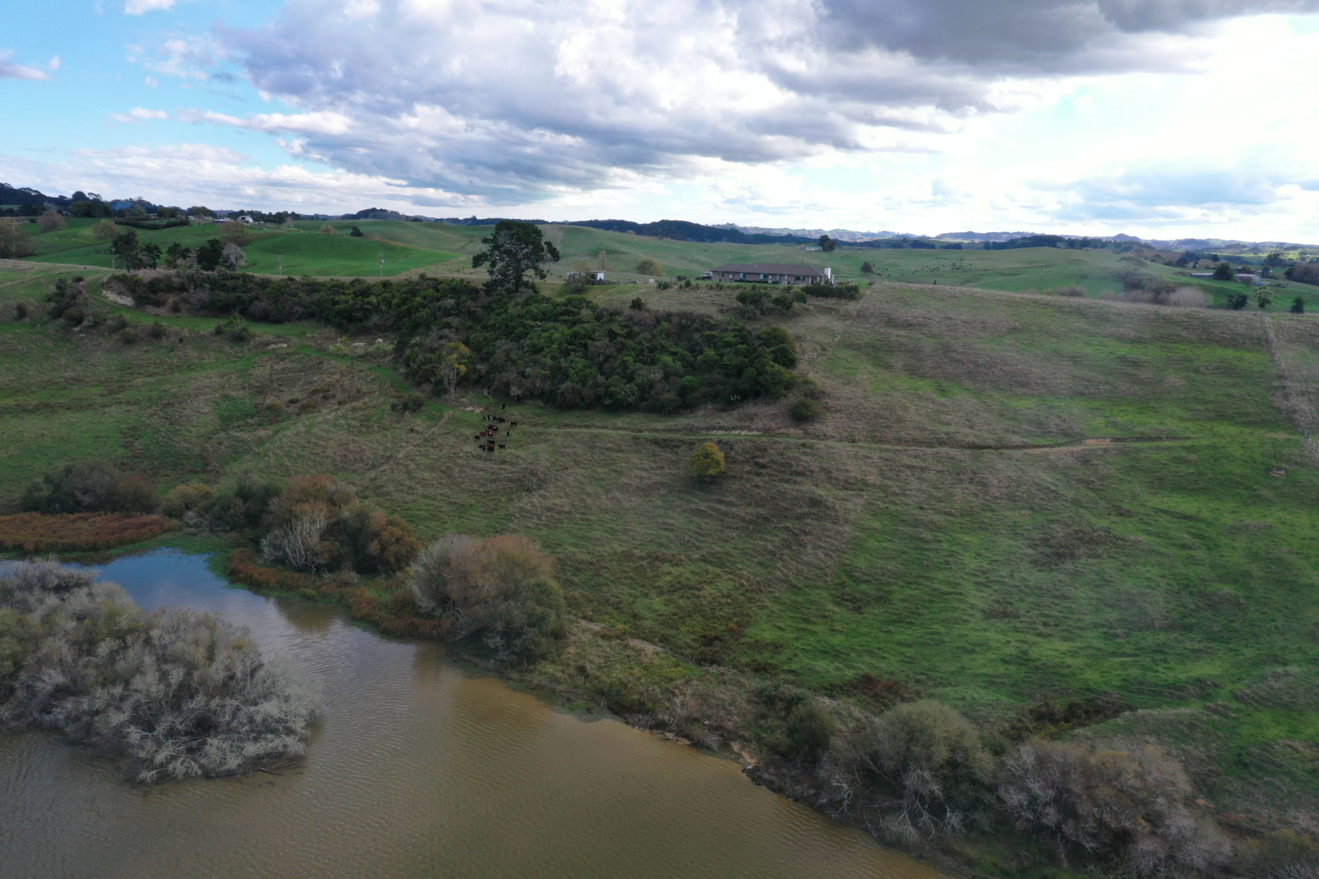 123 Slater Road, RUAWARO