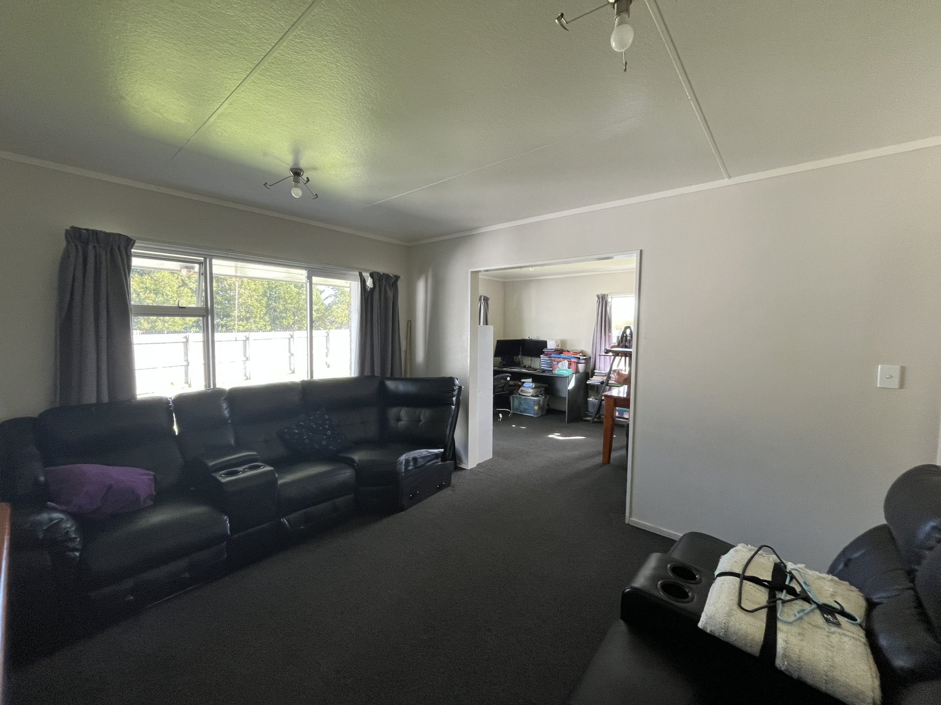 19 Leather Street, HUNTLY