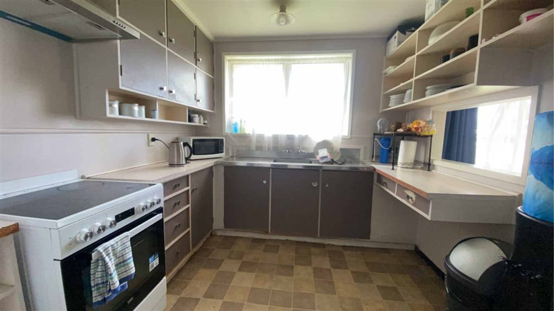 11 Caesar Roose Place Huntly - House for Rent - LJ Hooker