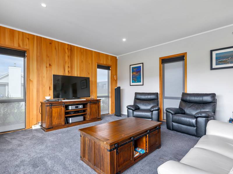 17 Plains Avenue, MASTERTON