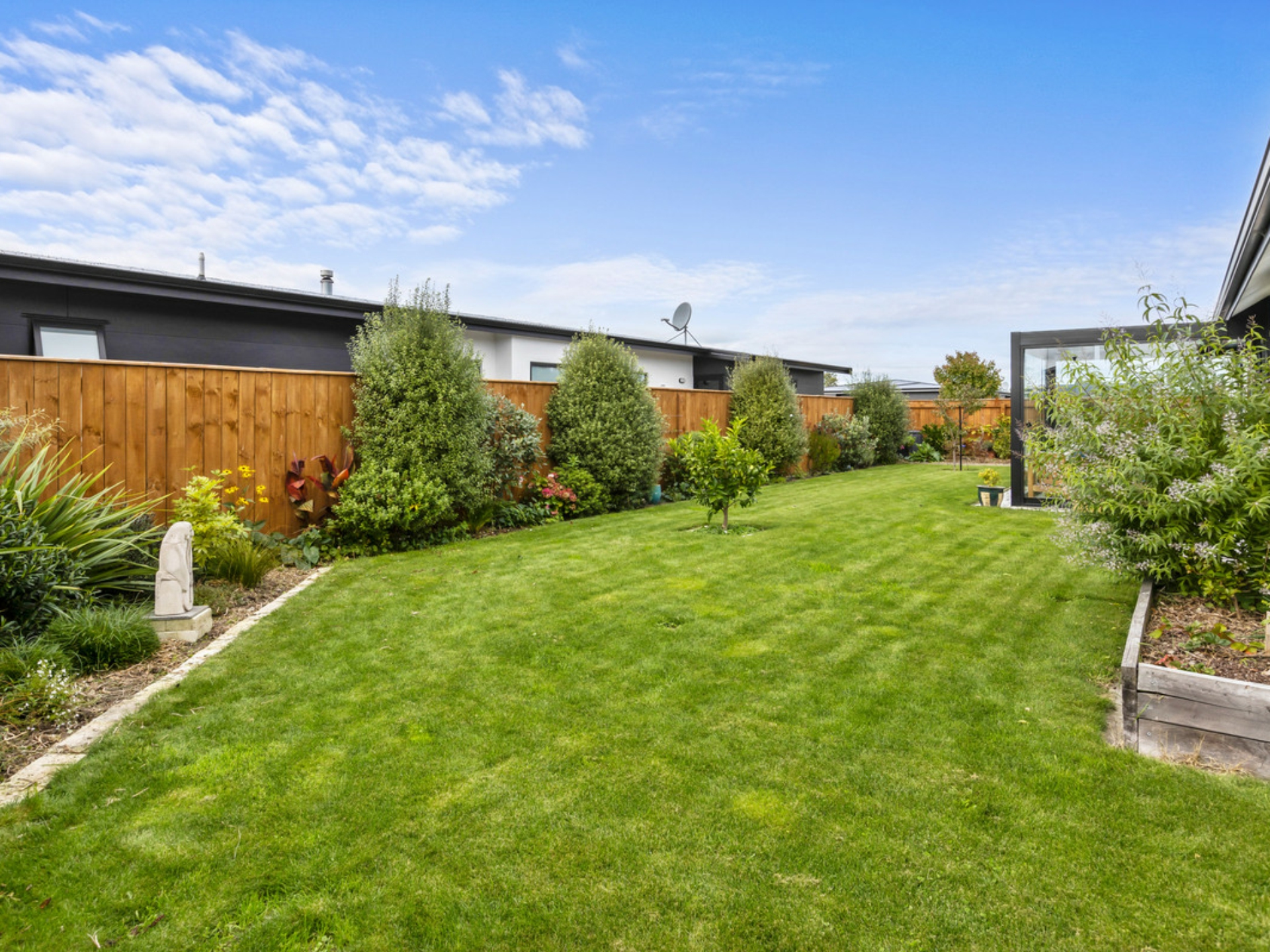 17 Plains Avenue, MASTERTON