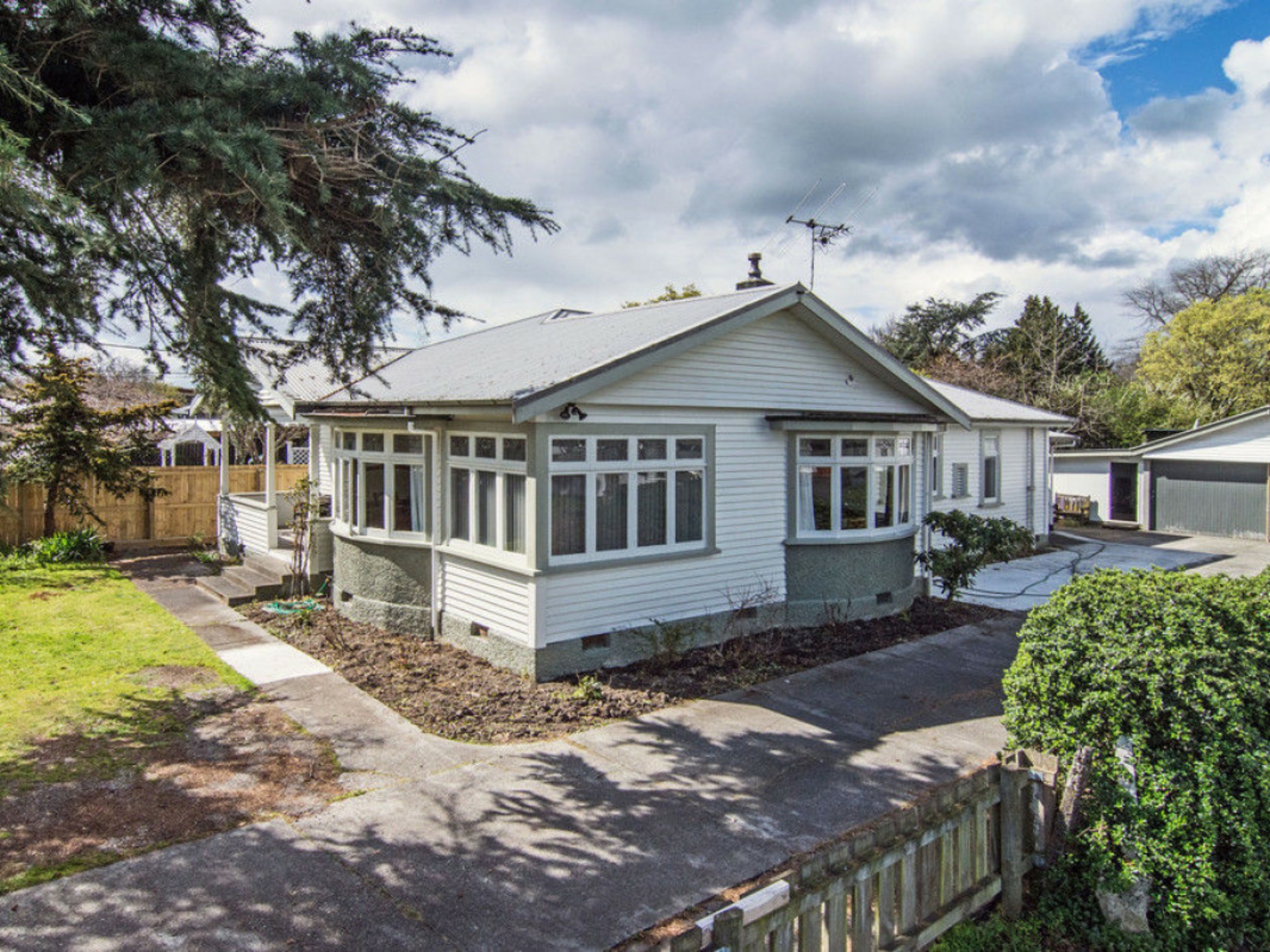 24 Albert Street, MASTERTON