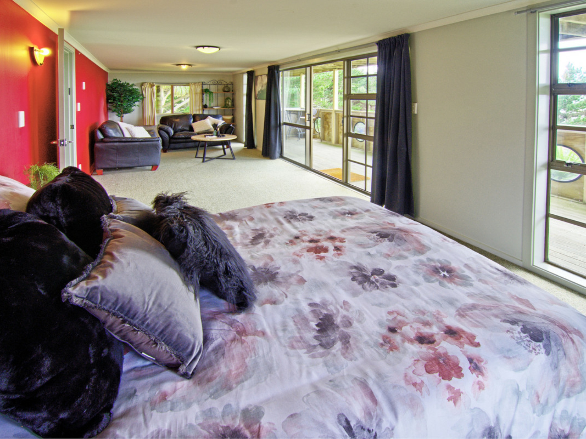 16 Sandy Bay Drive, CASTLEPOINT