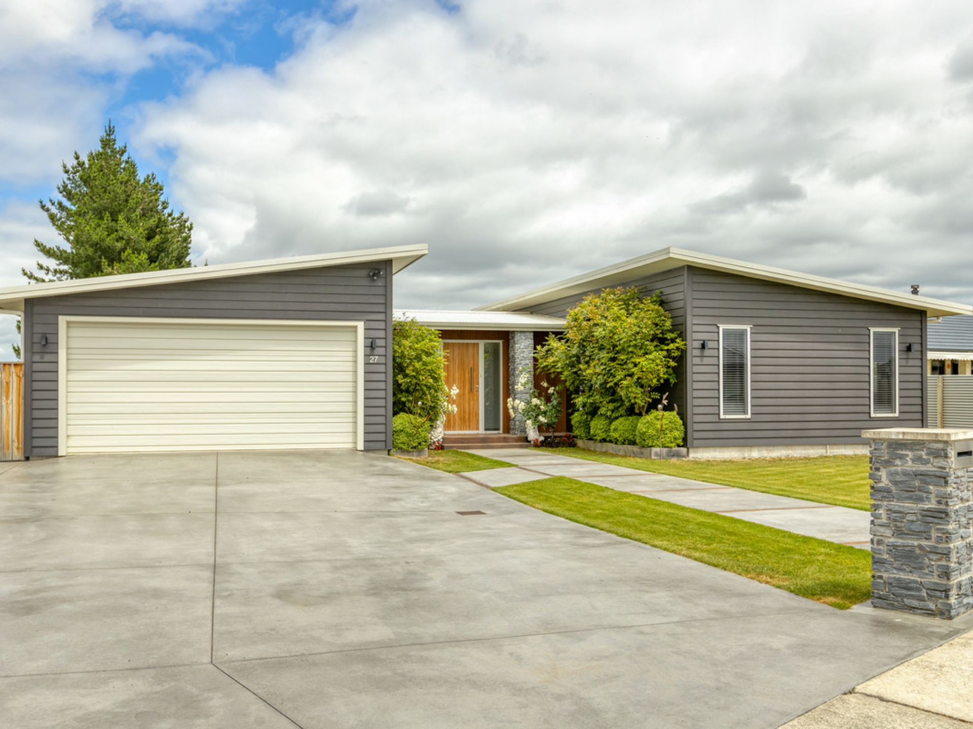 27 Gimson Street, MASTERTON