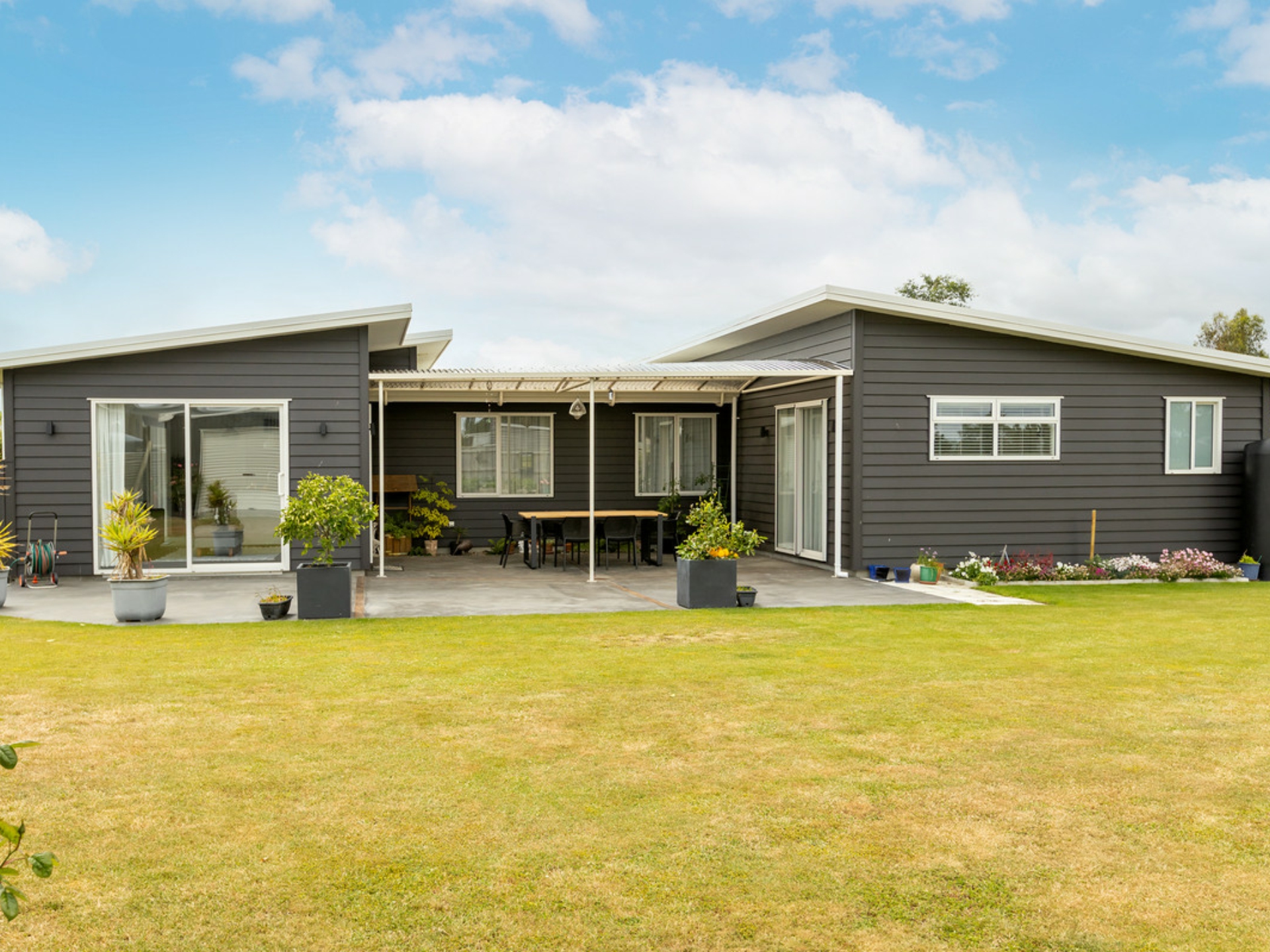 27 Gimson Street, MASTERTON