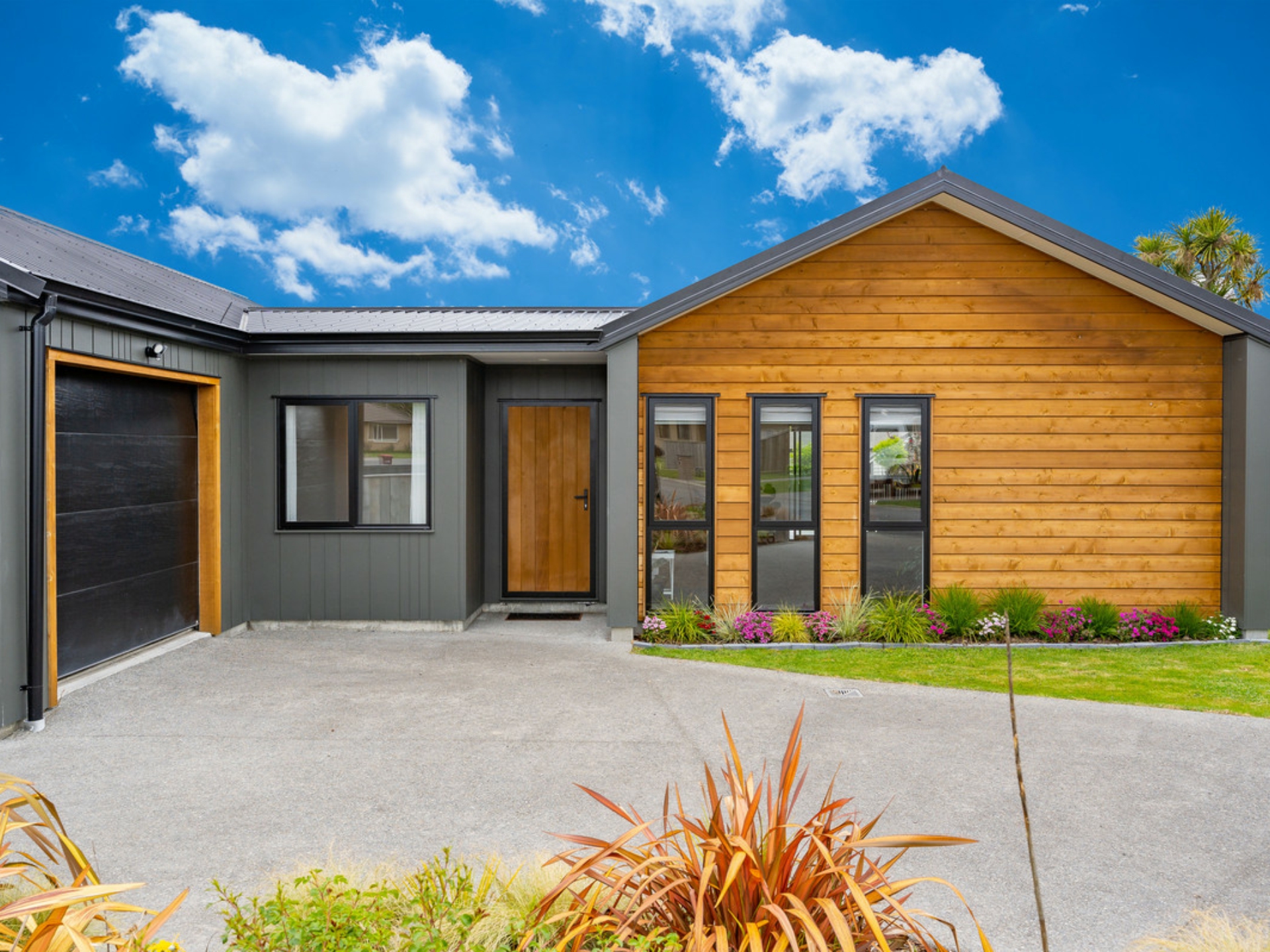 17 Tarata Grove, MASTERTON