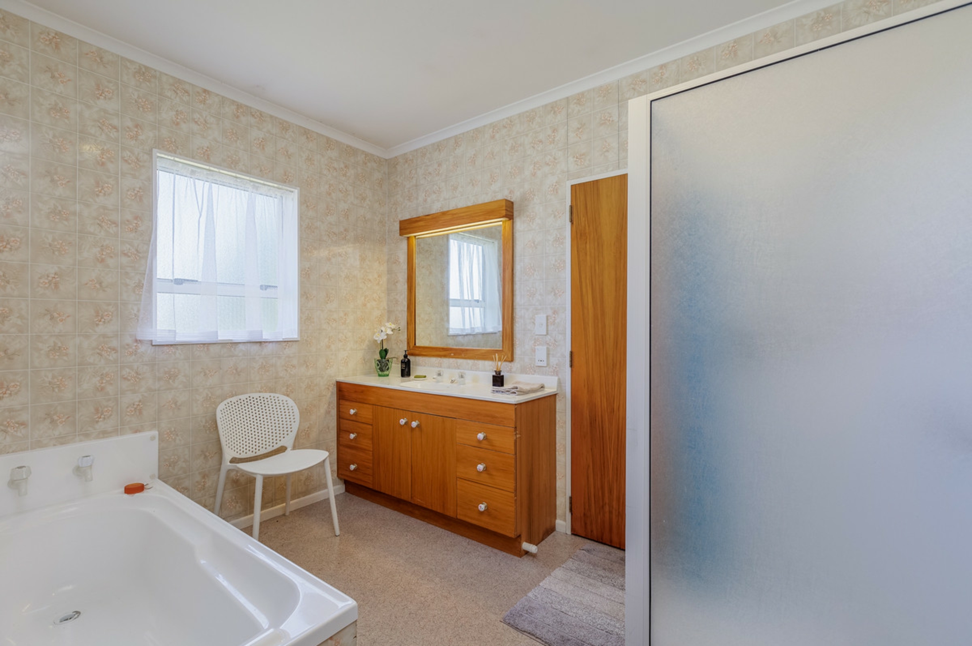 93A Harley Street, MASTERTON