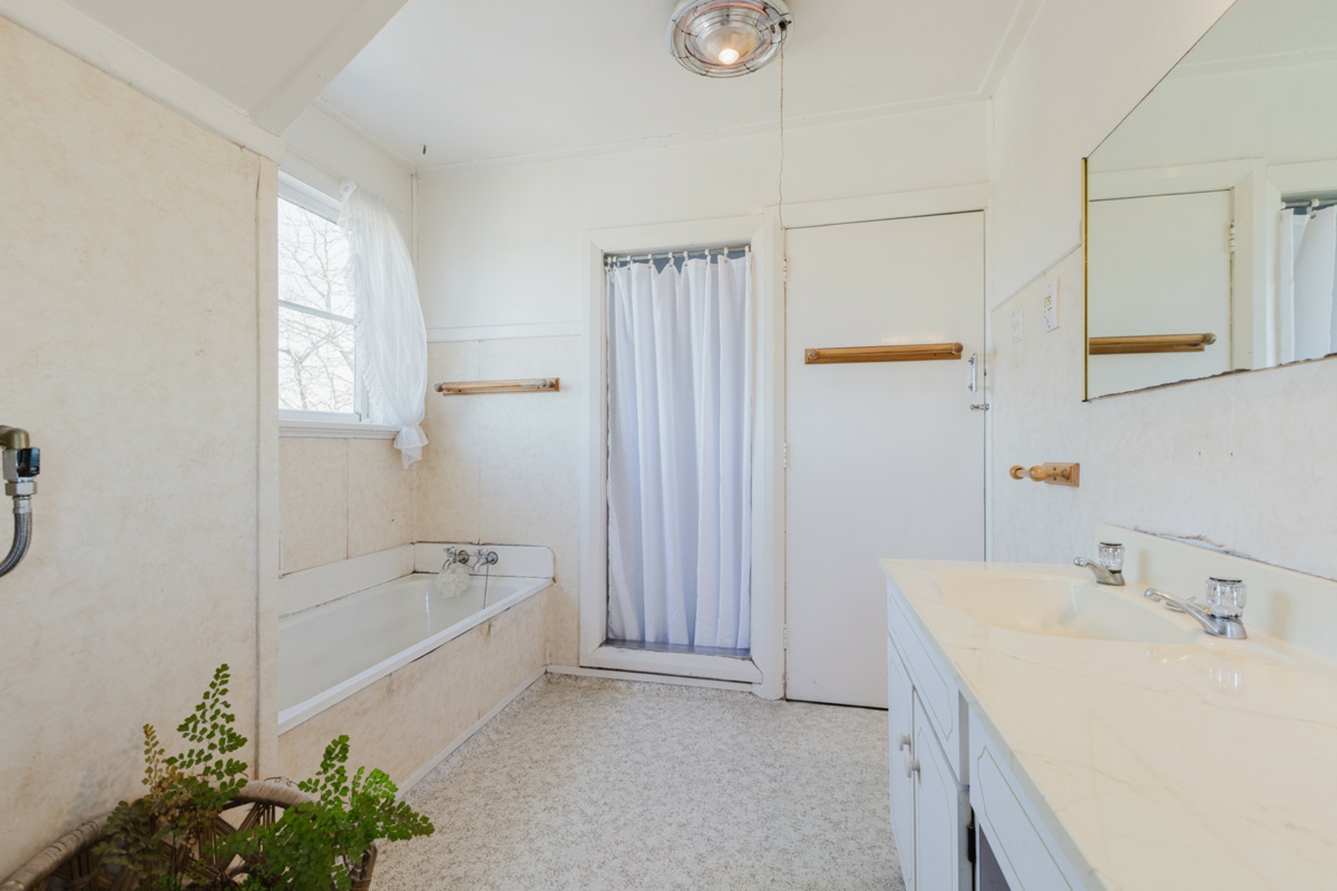 3920 State Highway 2, CARTERTON