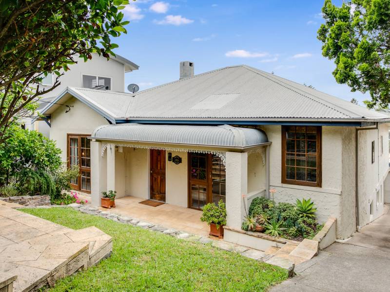 39 Hillcrest Avenue, MONA VALE
