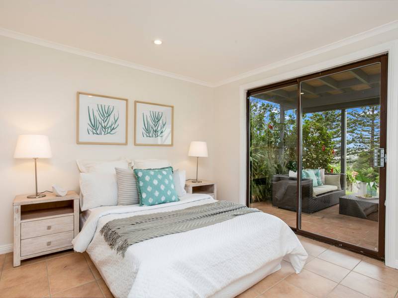 39 Hillcrest Avenue, MONA VALE