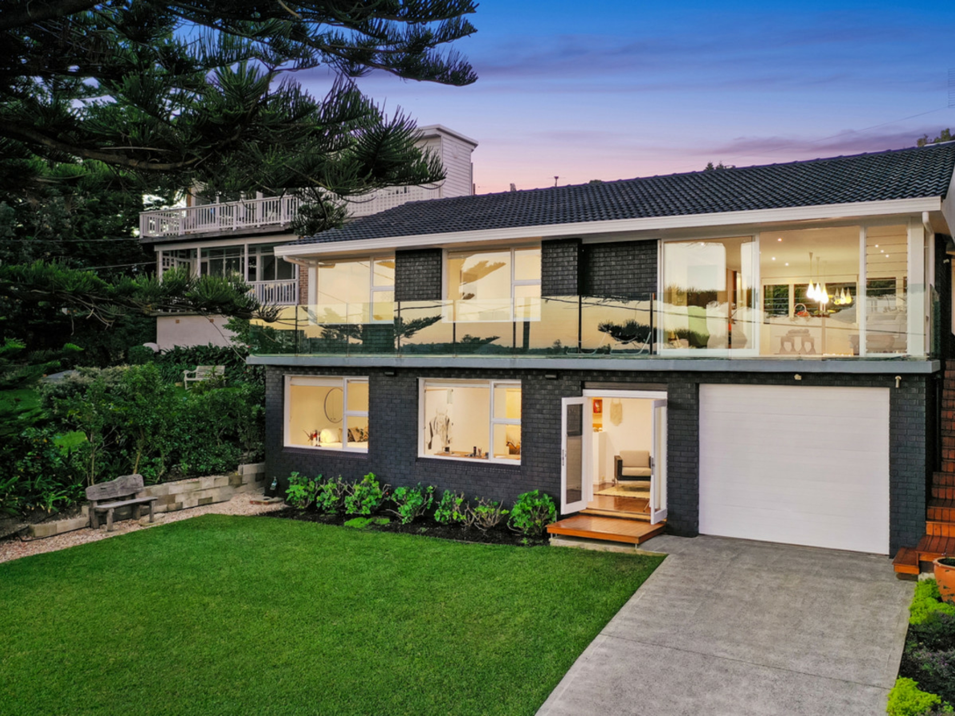 52 Bungan Head Road, NEWPORT