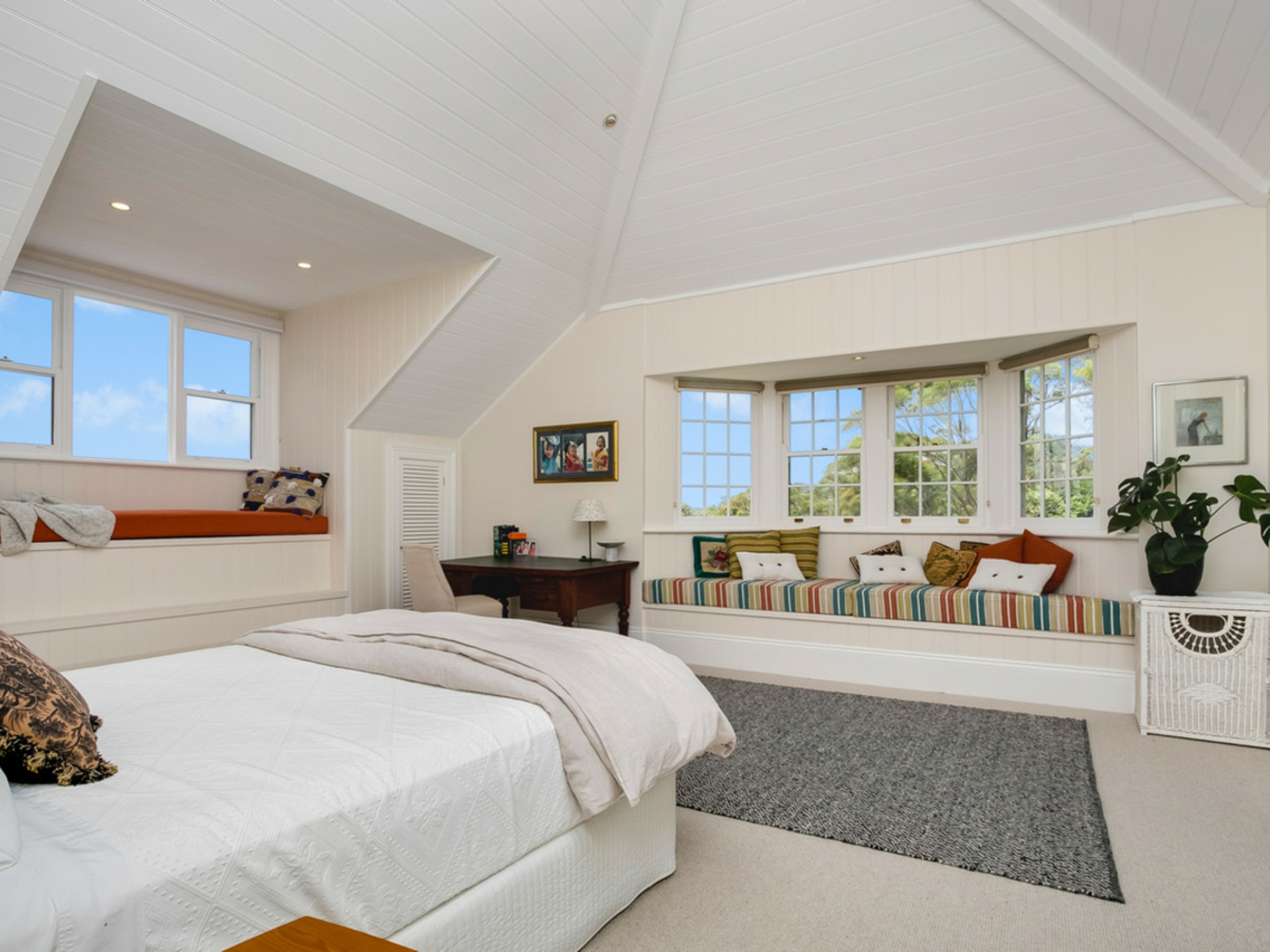 48 Minkara Road, BAYVIEW