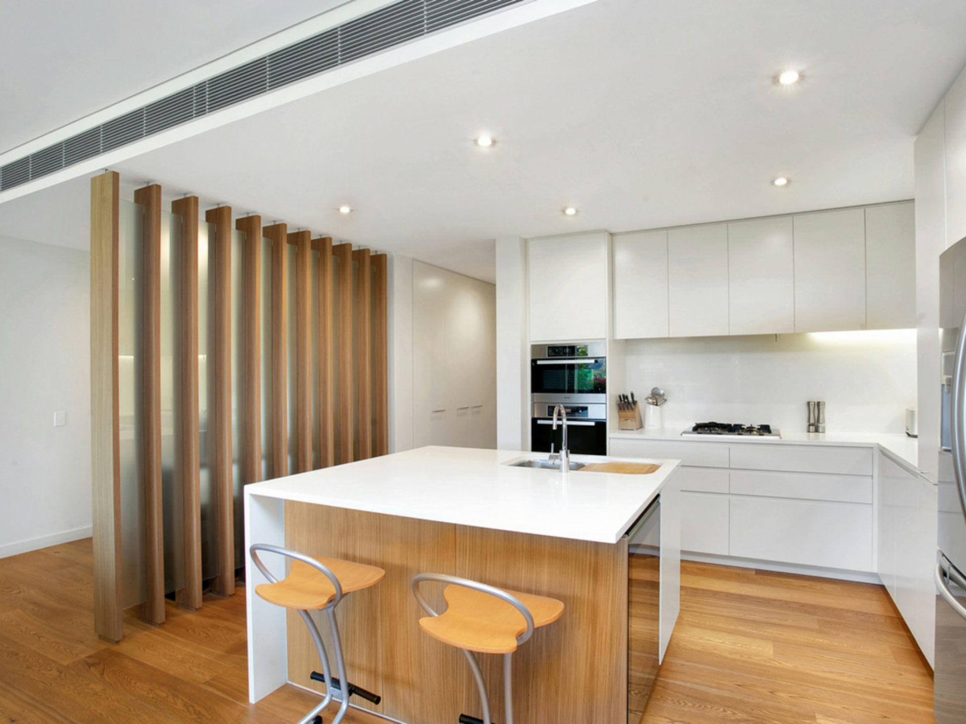 206/102 Darley Street West, MONA VALE
