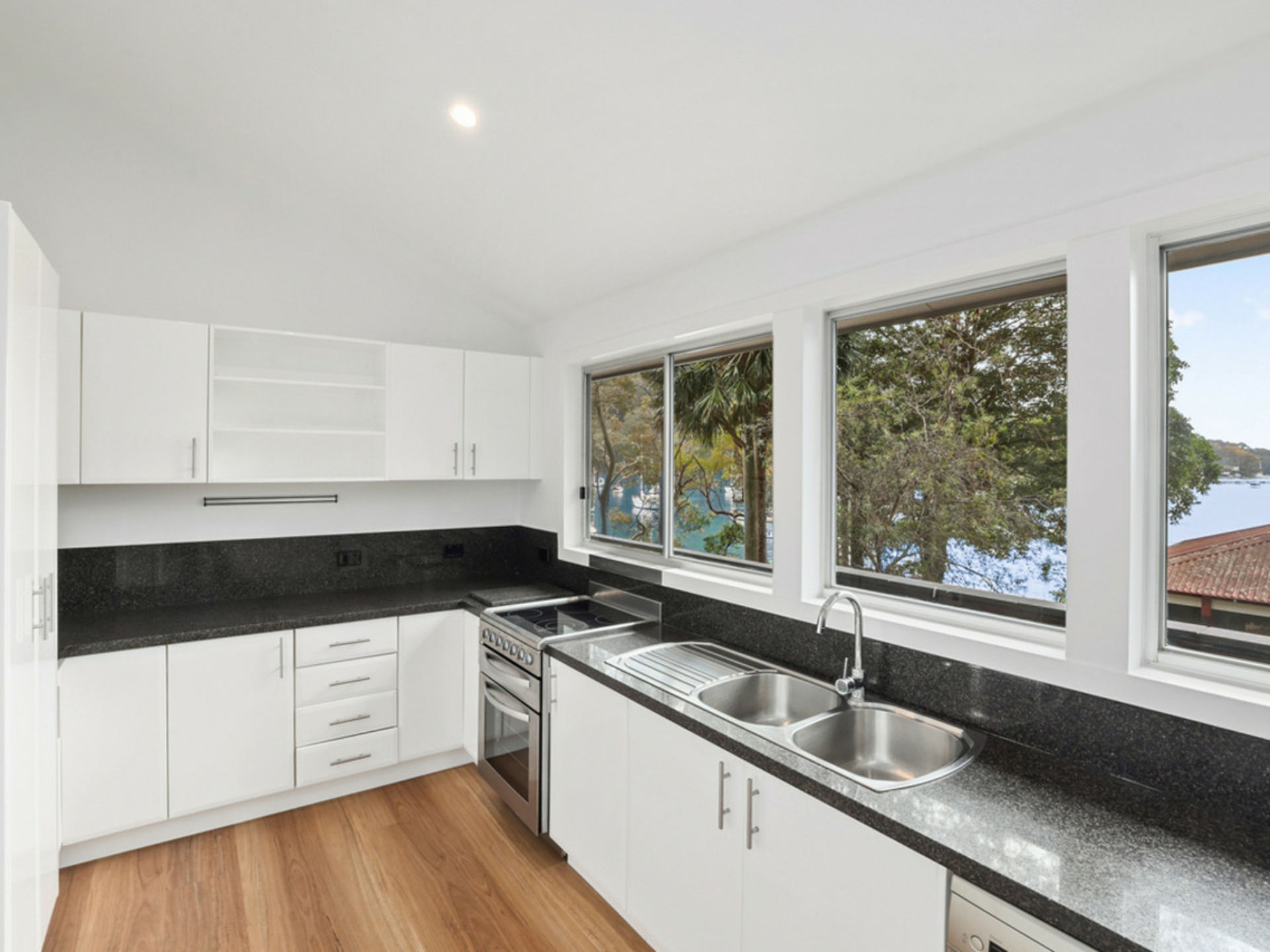 48 Sturdee Lane, LOVETT BAY