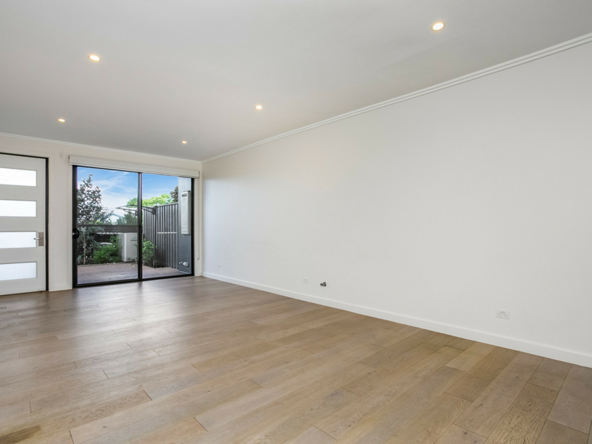 11 Hakea Drive, WARRIEWOOD