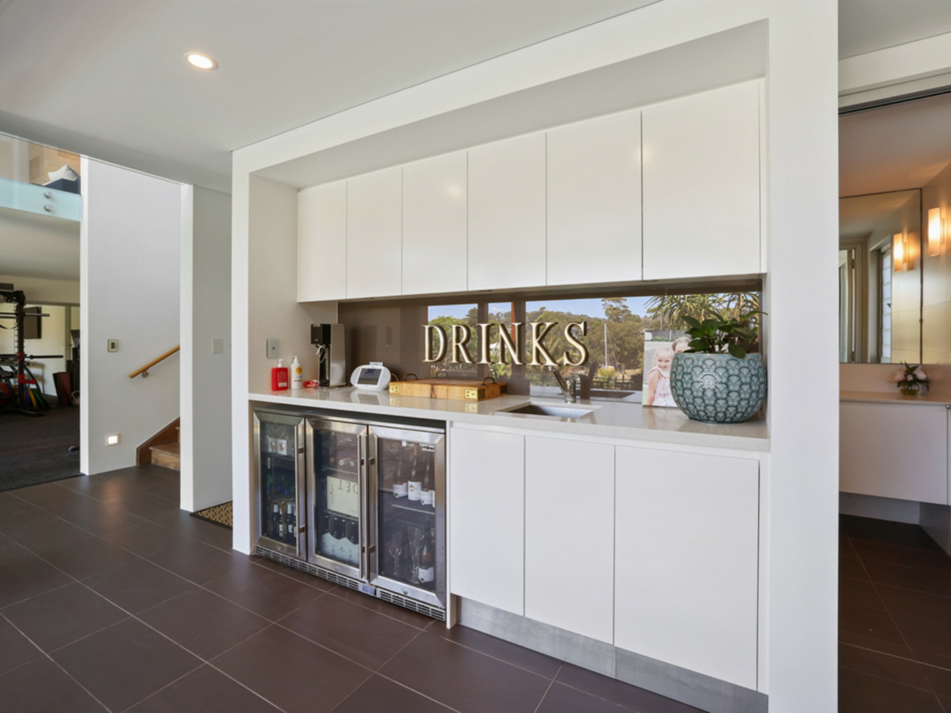 112 Crescent Road, NEWPORT