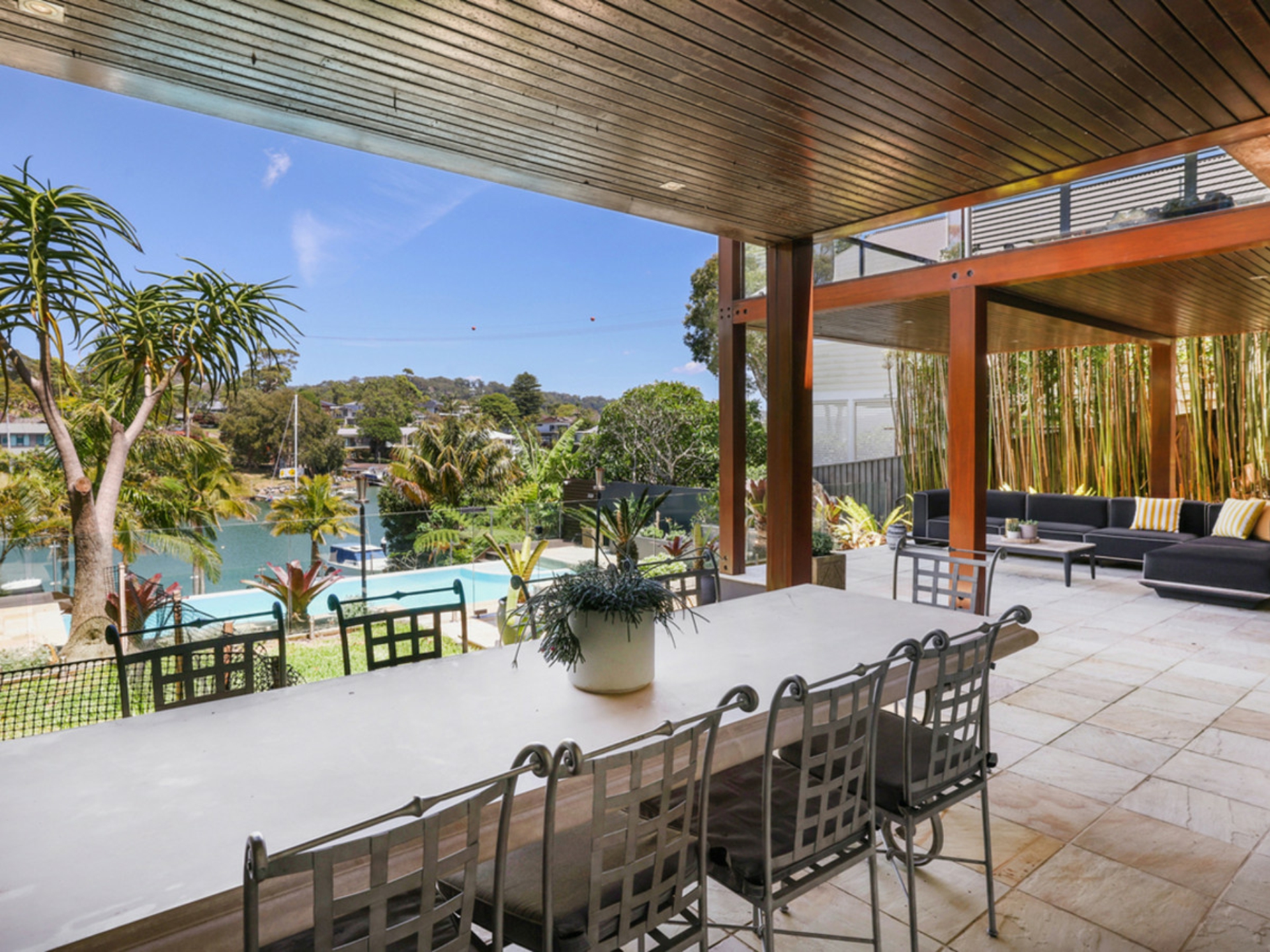 112 Crescent Road, NEWPORT