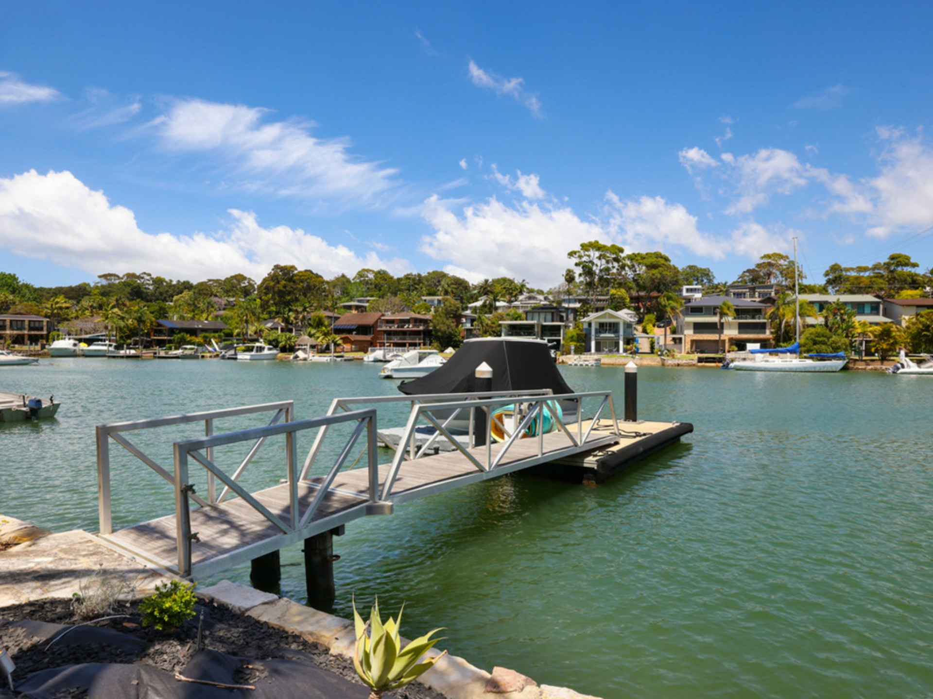 112 Crescent Road, NEWPORT