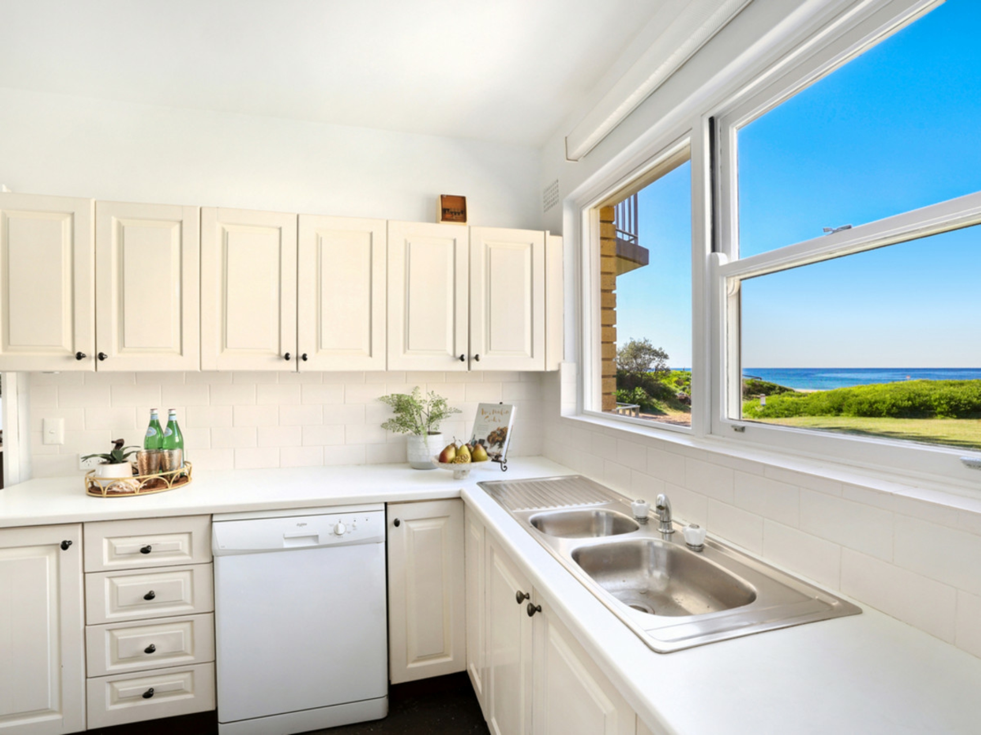 14/32 Ross Street Newport NSW Property Details LJ Hooker