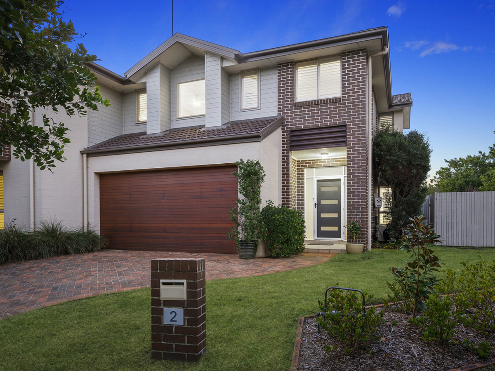 2 Angophora Circuit Warriewood NSW