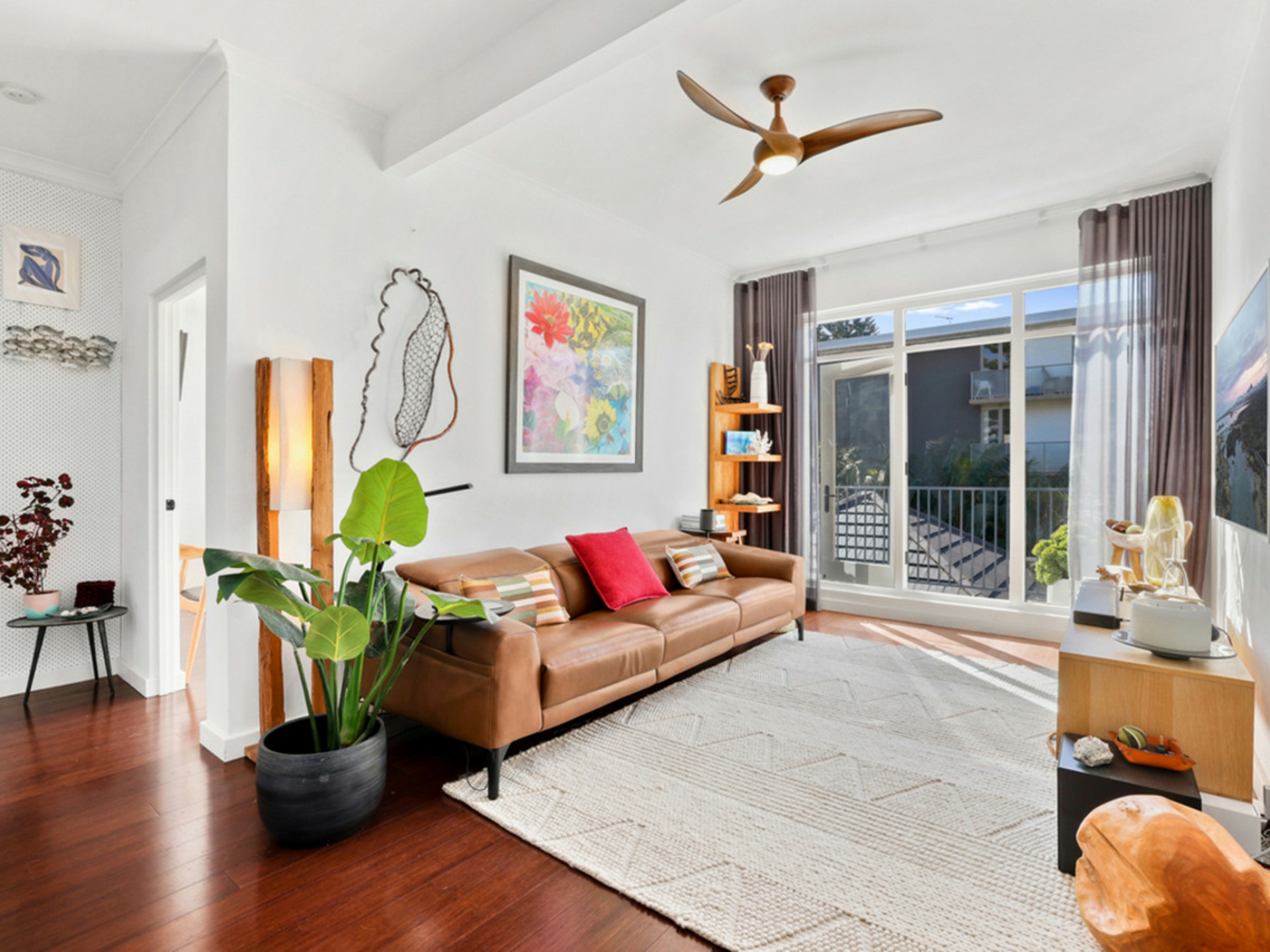7/13 Surfview Road, MONA VALE
