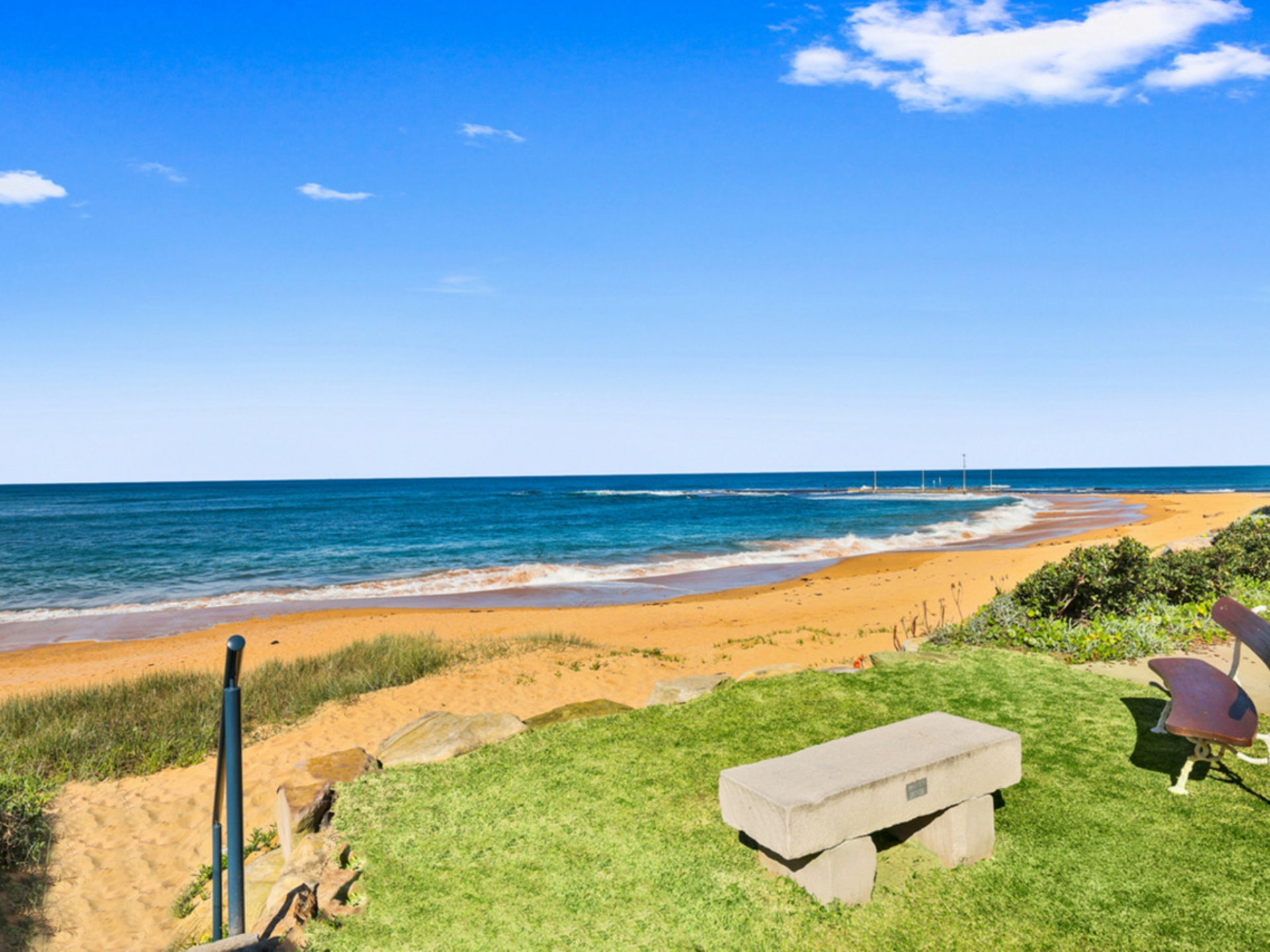 7/13 Surfview Road, MONA VALE