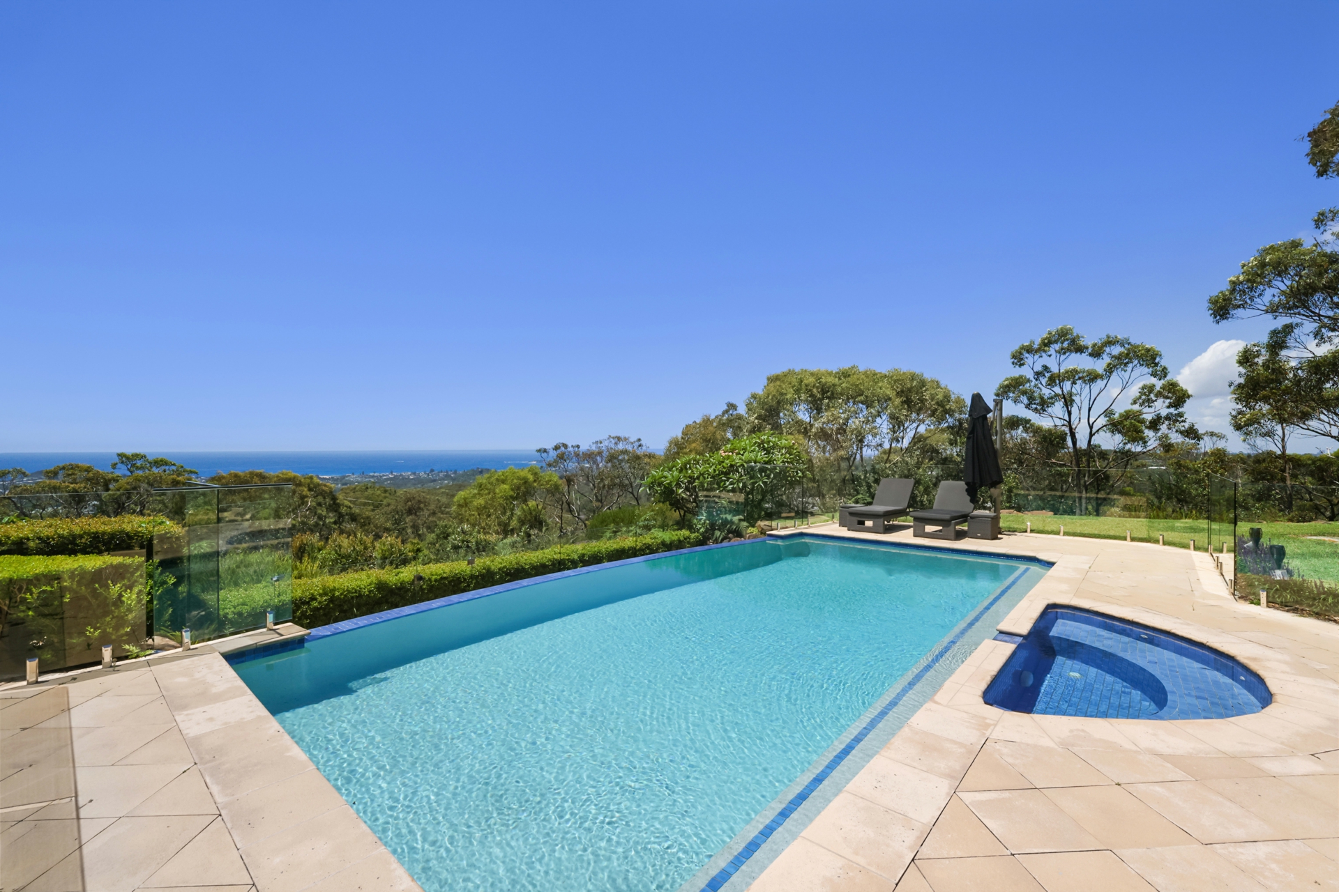 41 Laurel Road West, INGLESIDE