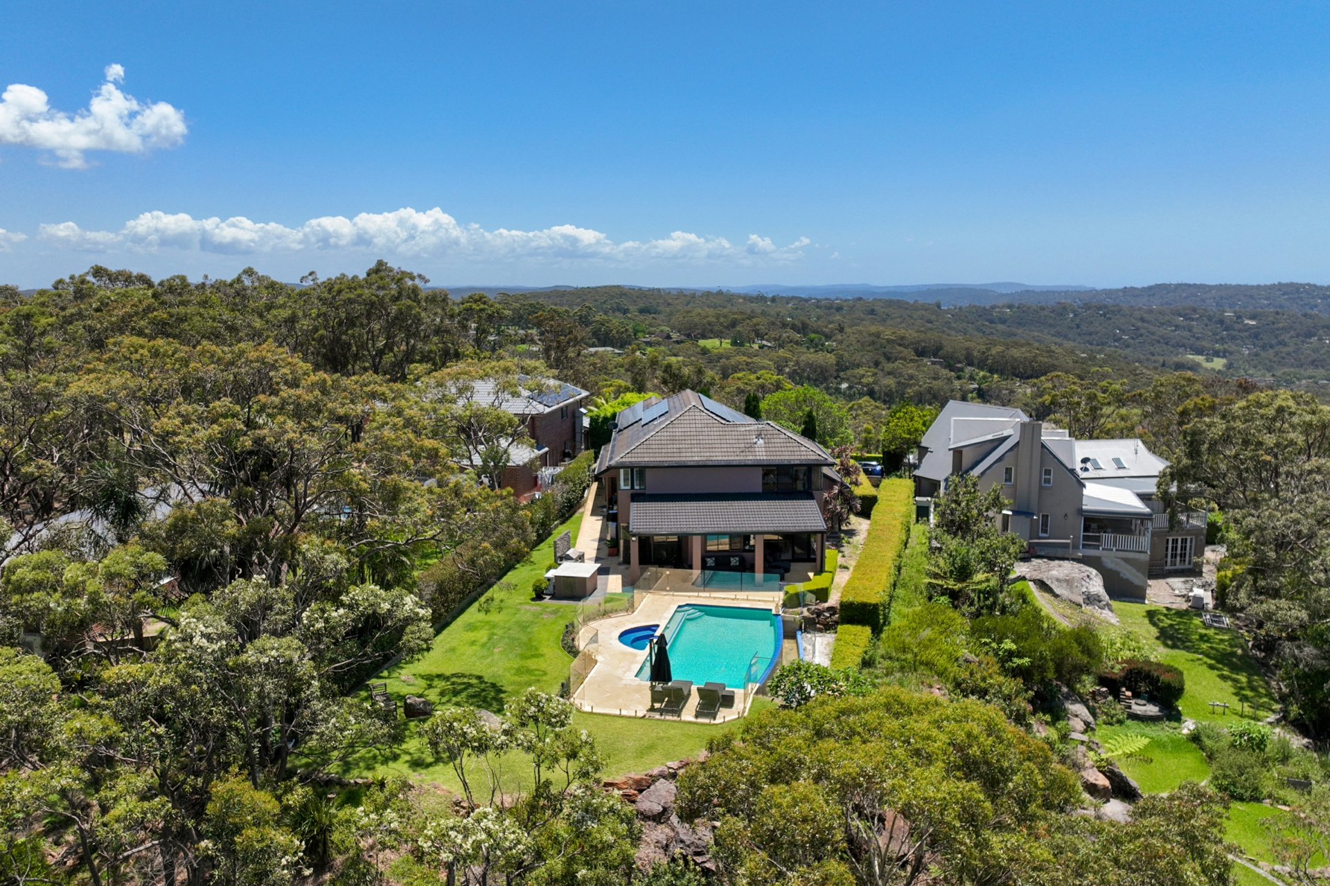 41 Laurel Road West, INGLESIDE