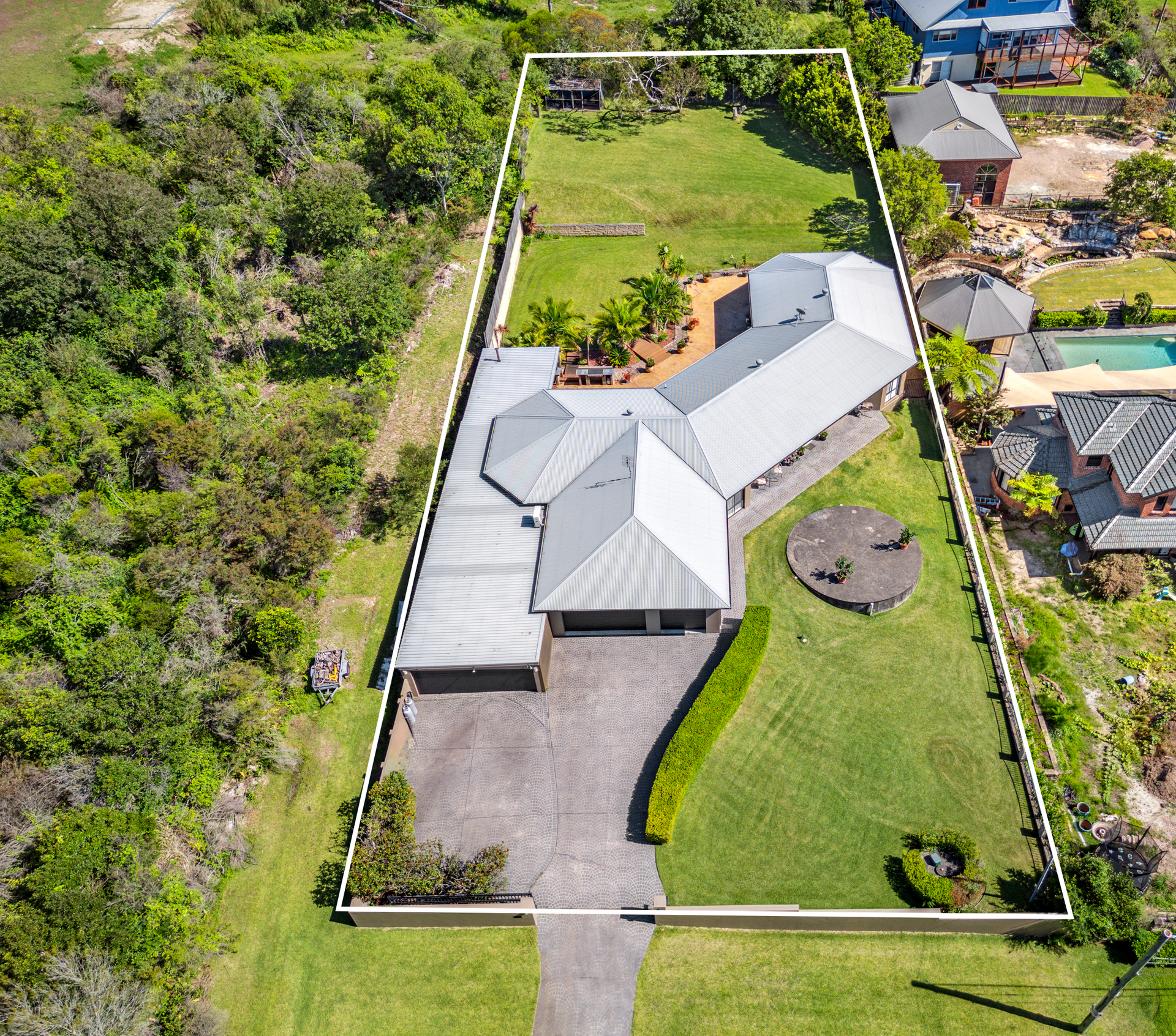 56 Waratah Road, INGLESIDE