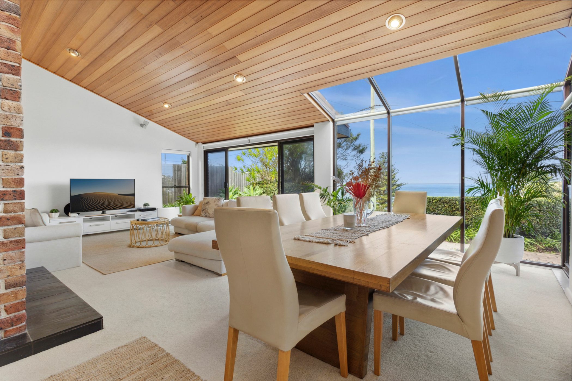 154 Narrabeen Park Parade Mona Vale NSW House for Sale LJ Hooker