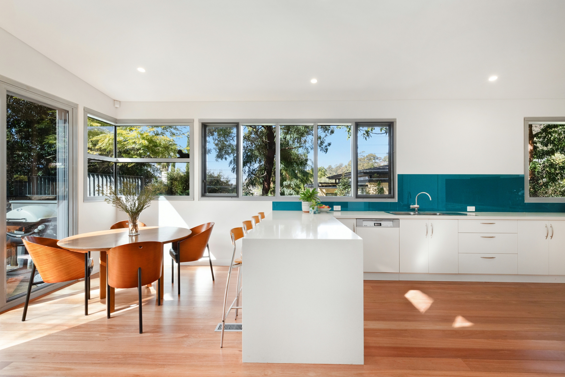 6 Bakers Road, CHURCH POINT